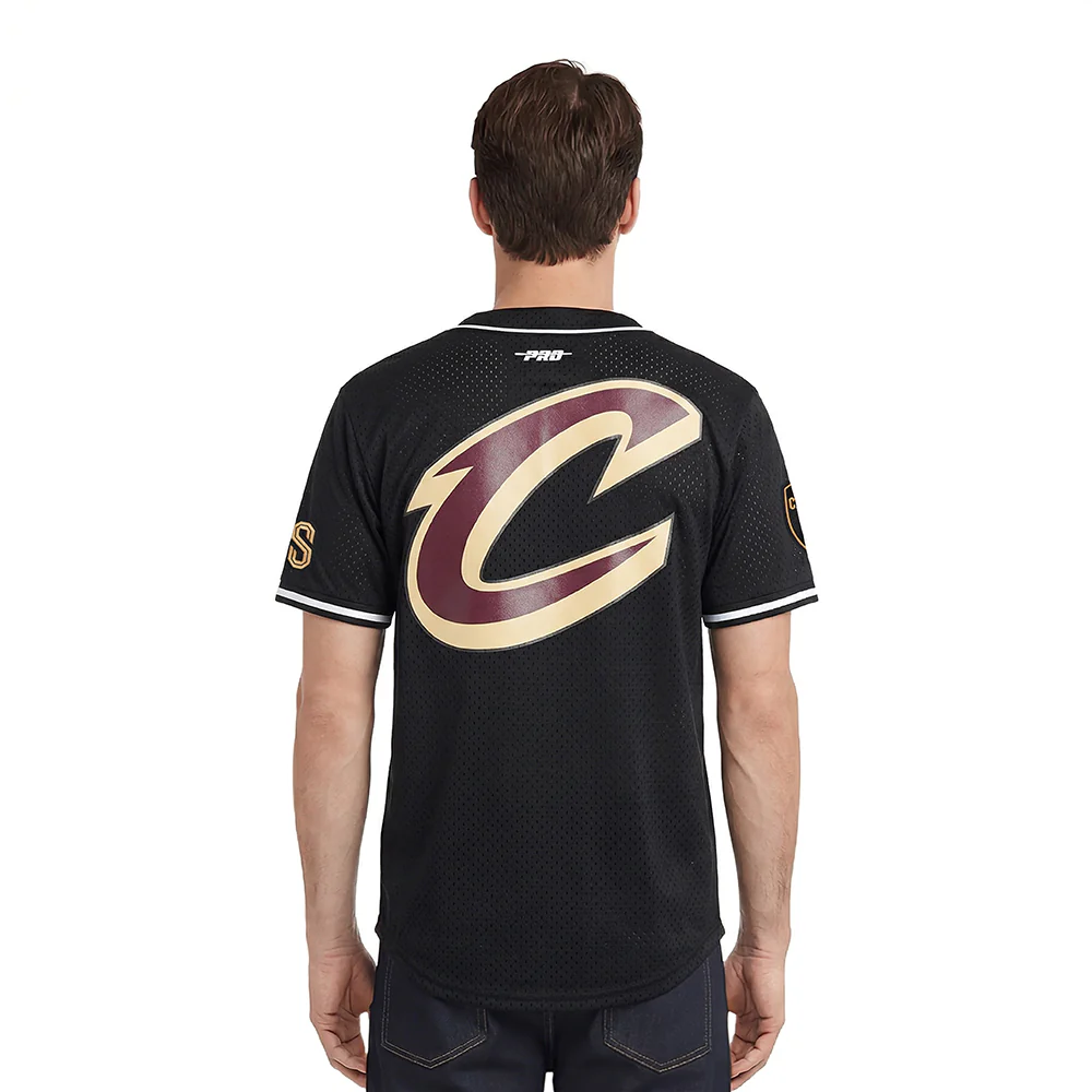 NBA CLEVELAND CAVALIERS CLASSIC MEN'S MESH BUTTON DOWN SHIRT (BLACK) - Image 2