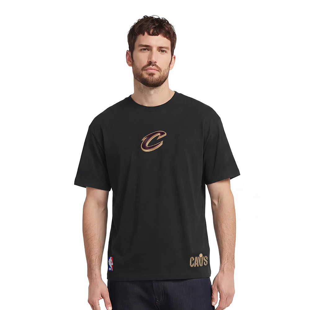 NBA CLEVELAND CAVALIERS WINGSPAN MEN'S CJ DROP SHOULDER TEE (BLACK) - Image 2