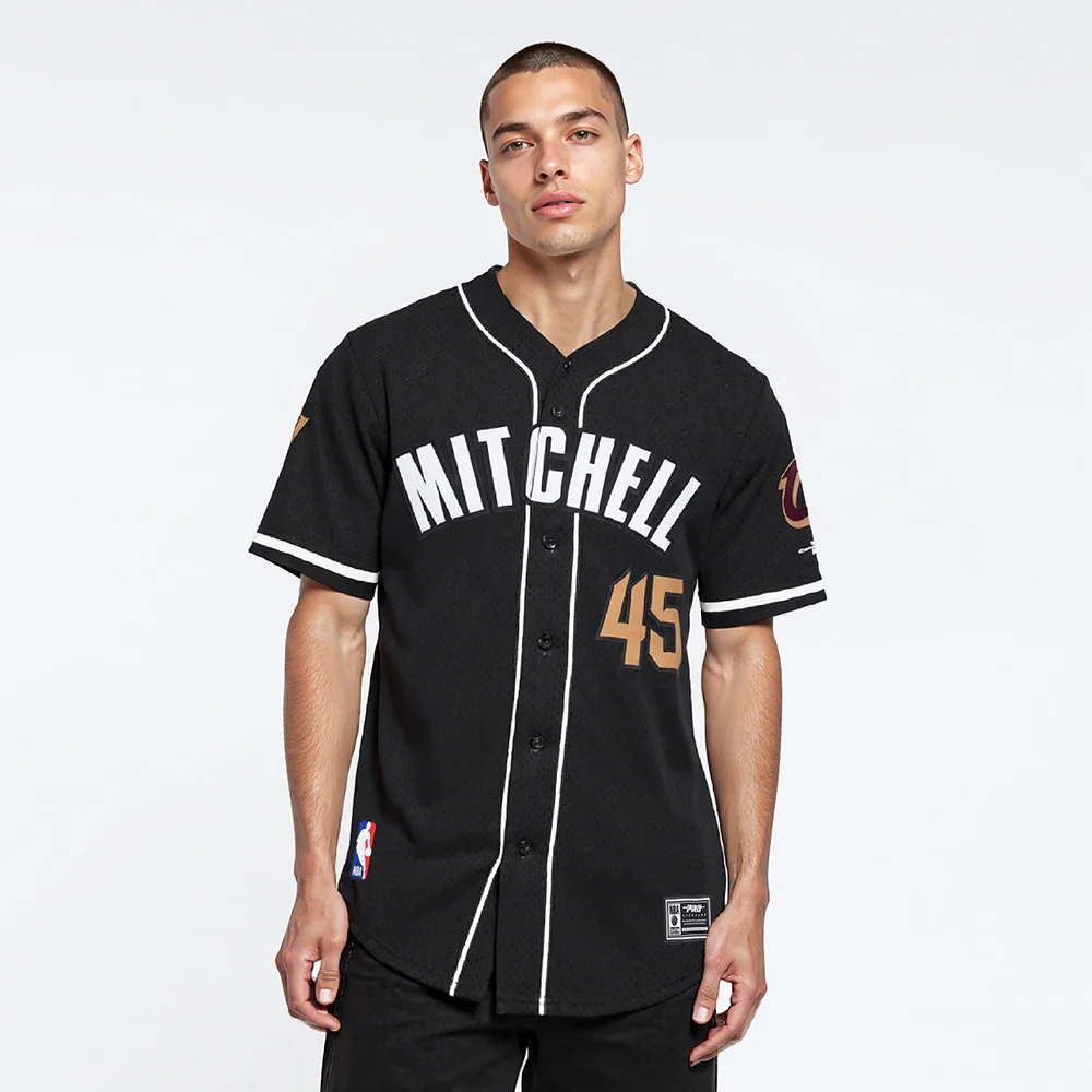 NBA CLEVELAND CAVALIERS DONOVAN MITCHELL #45 CLASSIC MESH PNN MEN'S MESH BUTTON DOWN SHIRT (BLACK)