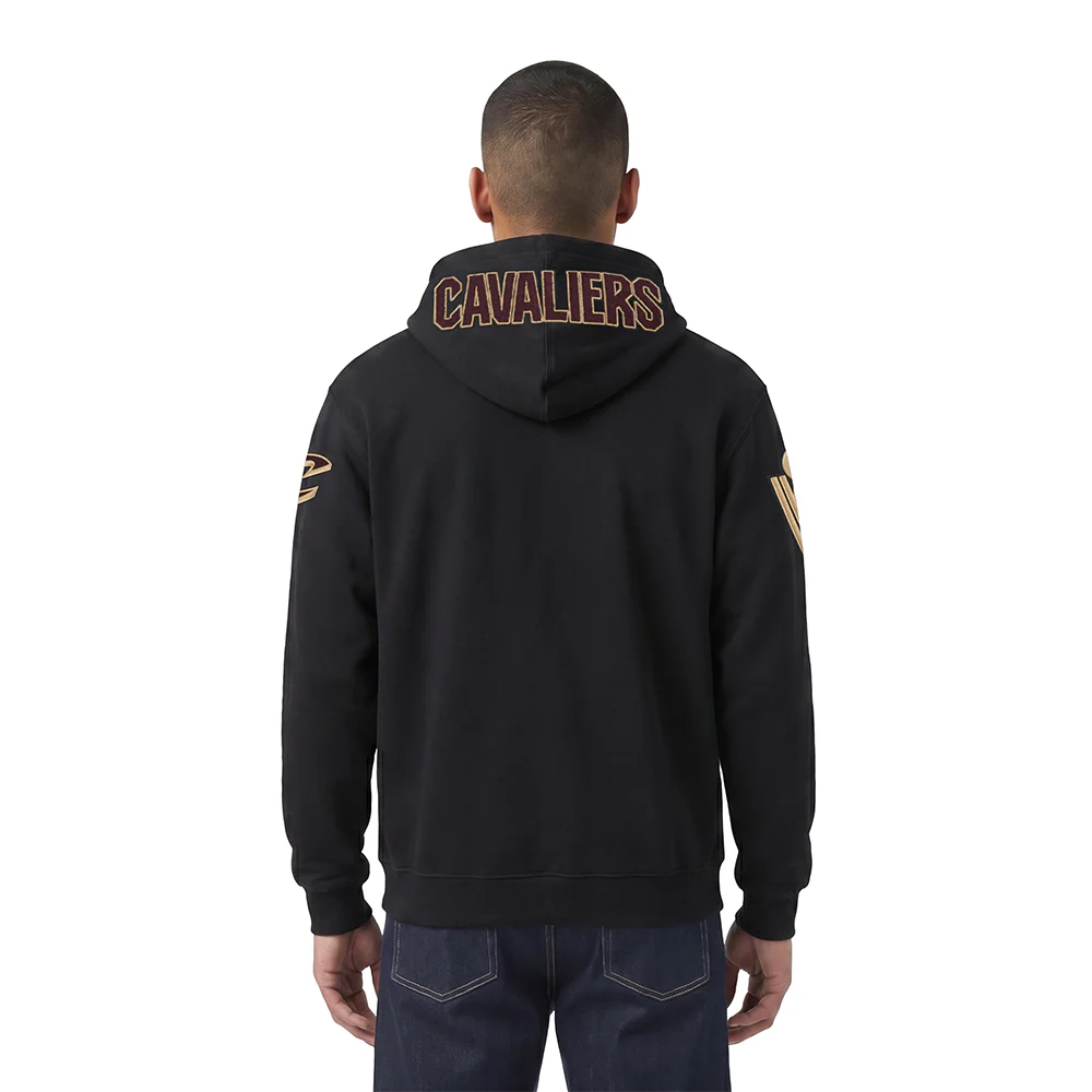 NBA CLEVELAND CAVALIERS CLASSIC CHENILLE MEN'S DOUBLE KNIT PULLOVER HOODIE (BLACK) - Image 2