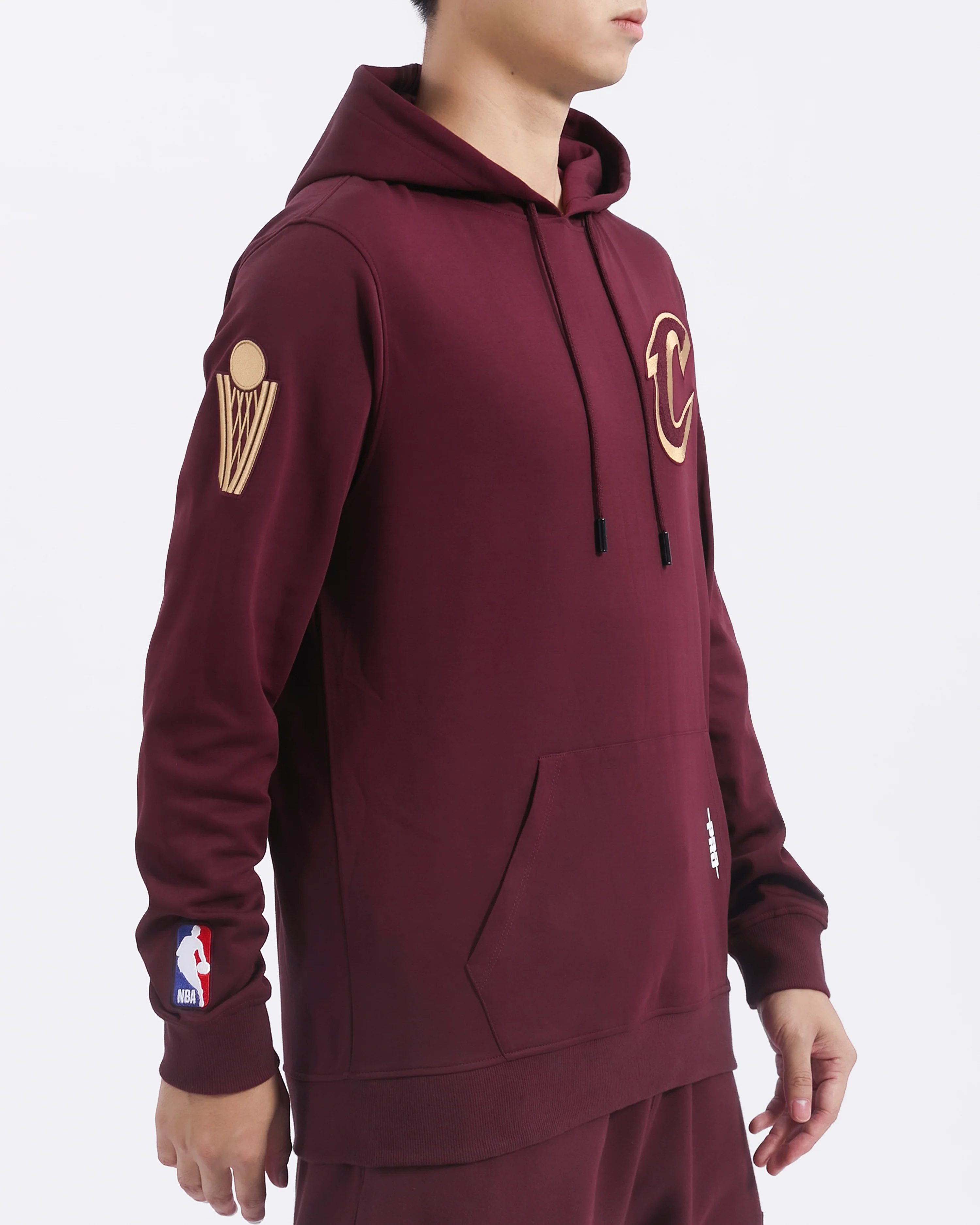 NBA CLEVELAND CAVALIERS CLASSIC CHENILLE MEN'S DOUBLE KNIT PULLOVER HOODIE (WINE) - Image 4