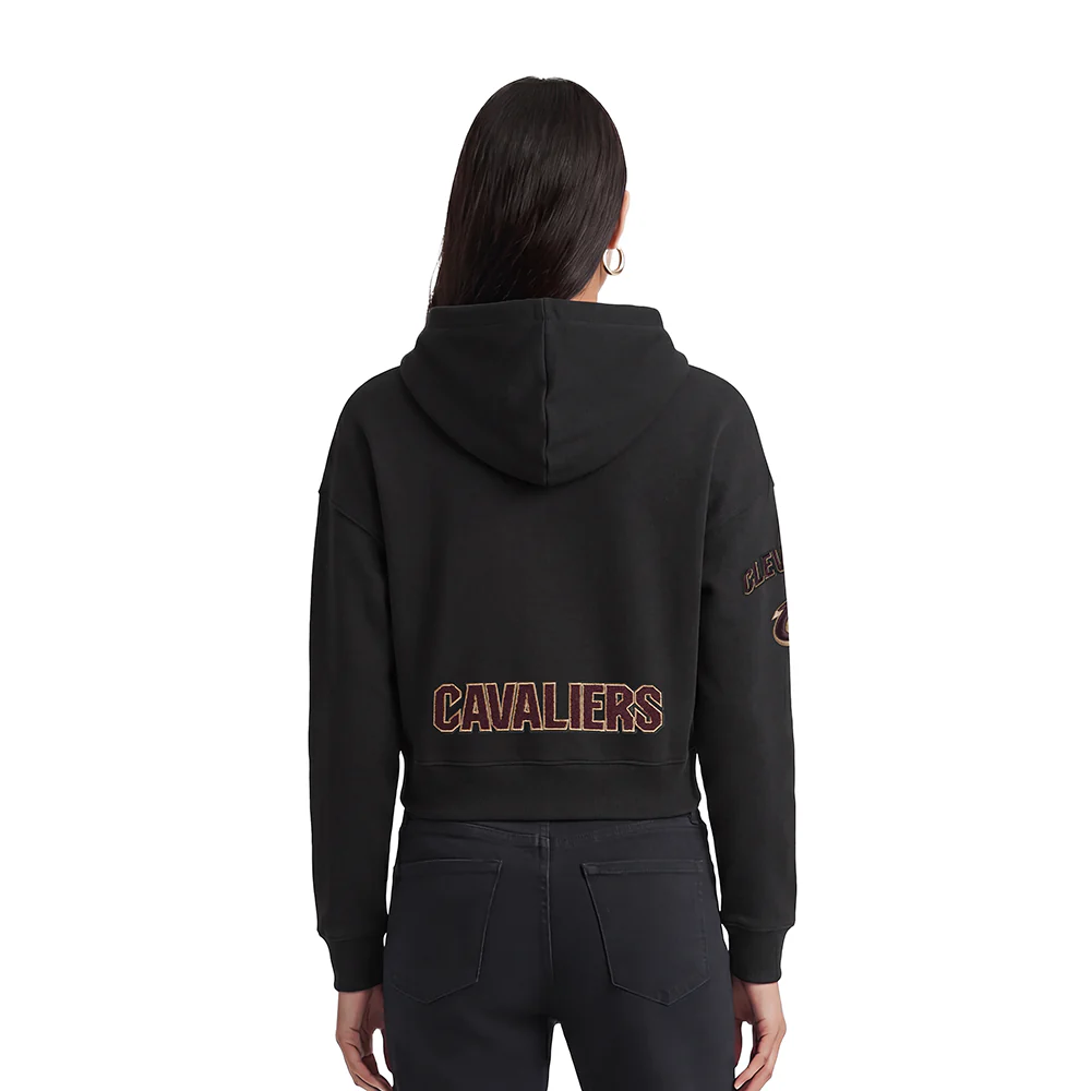 NBA CLEVELAND CAVALIERS CLASSIC WOMEN'S CROPPED PULLOVER HOODIE (BLACK) - Image 2
