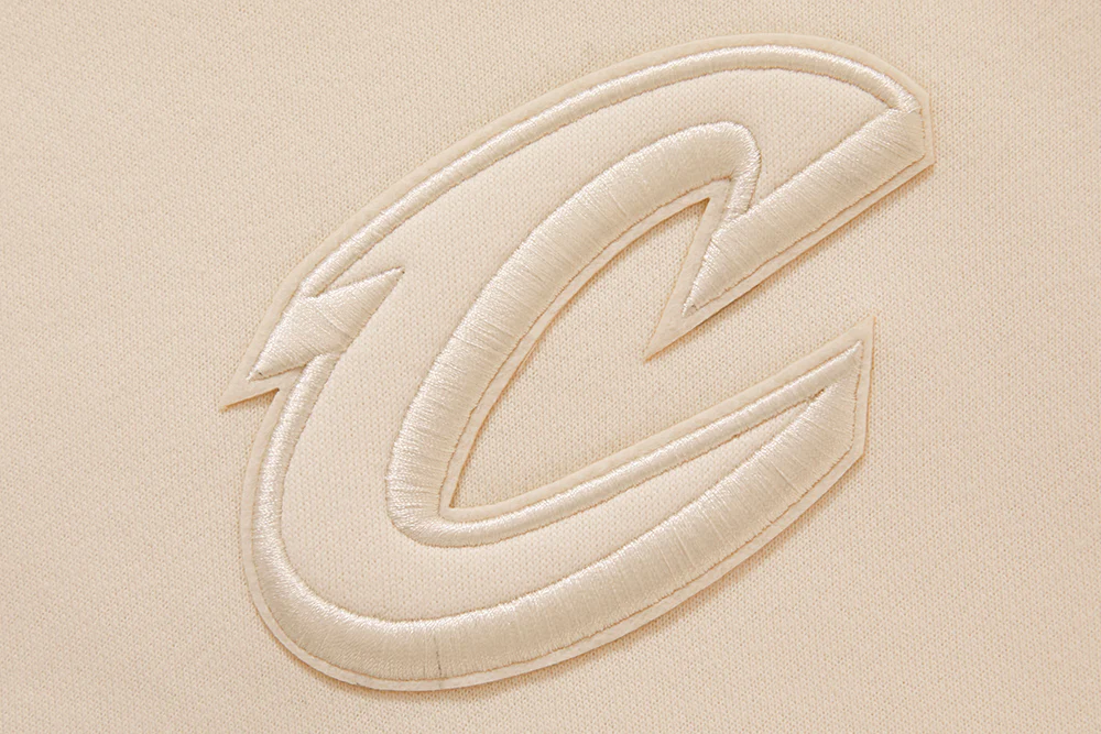 NBA CLEVELAND CAVALIERS NEUTRAL WOMEN'S CROPPED PULLOVER HOODIE (EGGSHELL) - Image 6