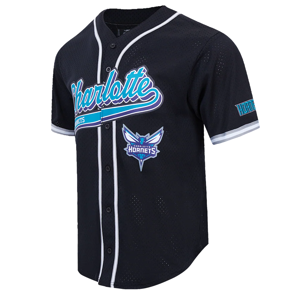 NBA CHARLOTTE HORNETS SCRIPT TAIL MEN'S MESH BUTTON DOWN SHIRT (BLACK/GRAY) - Image 2