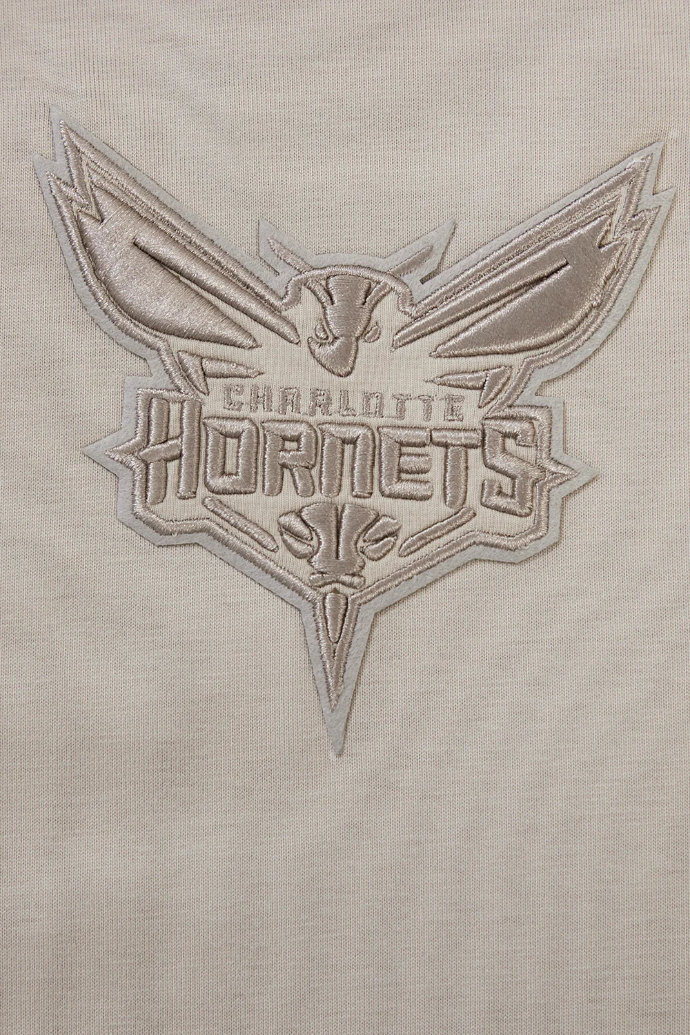 NBA CHARLOTTE HORNETS NEUTRAL DROP SHOULDER MEN'S TEE (AUPE) - Image 7