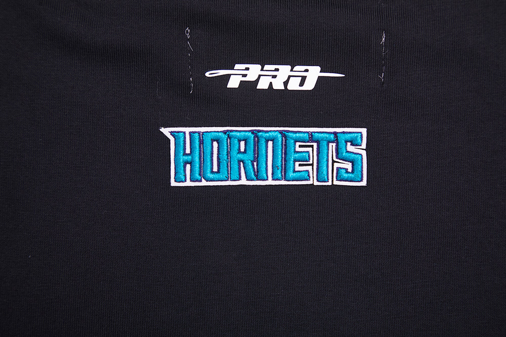 NBA CHARLOTTE HORNETS SCRIPT TAIL WOMEN'S BOYFRIEND TEE (BLACK) - Image 5