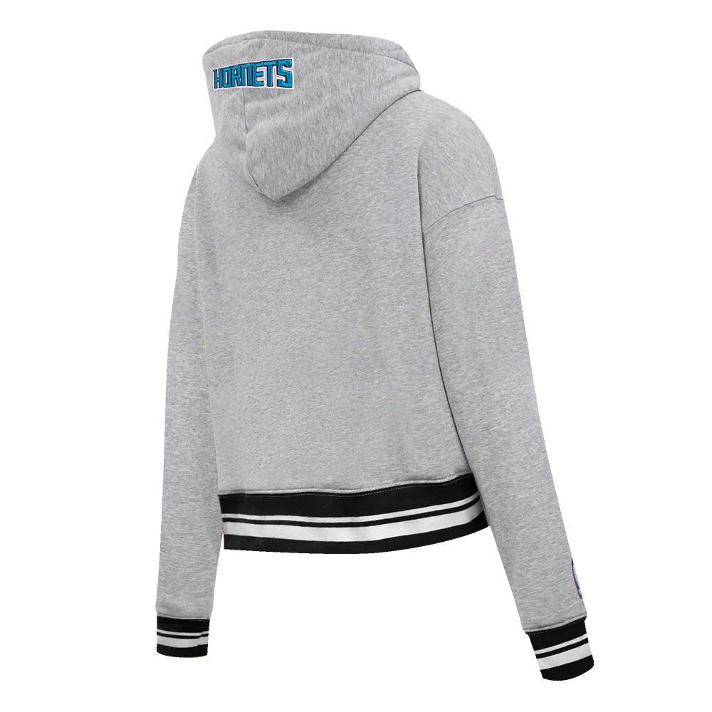 NBA CHARLOTTE HORNETS SCRIPT TAIL WOMEN'S RIB FLEECE CROPPED PULLOVER HOODIE (HEATHER GRAY/BLACK) - Image 4