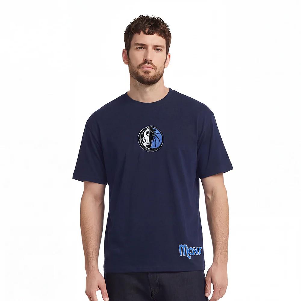NBA DALLAS MAVERICKS WINGSPAN MEN'S CJ DROP SHOULDER TEE (MIDNIGHT NAVY) - Image 2