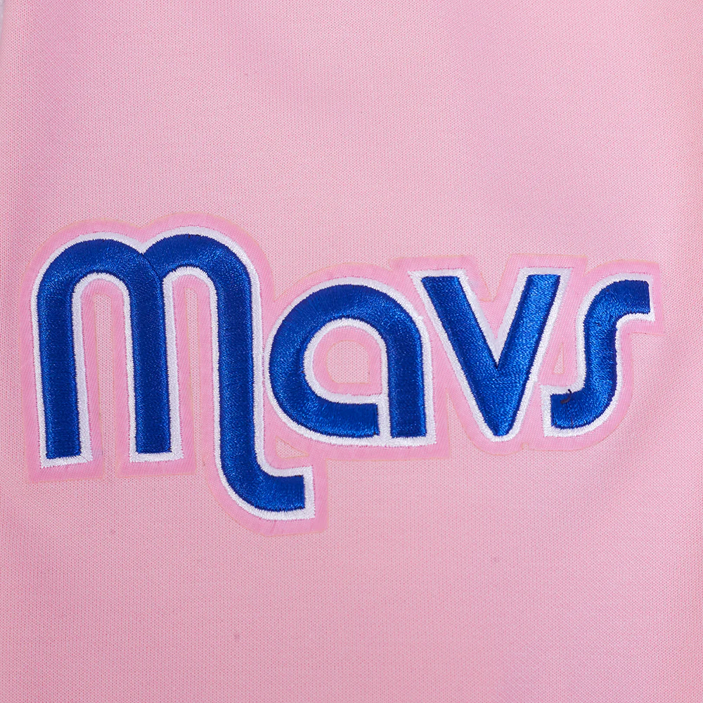 DALLAS MAVERICKS CLASSIC CHENILLE MEN'S DK PO HOODIE (PINK) - Image 10