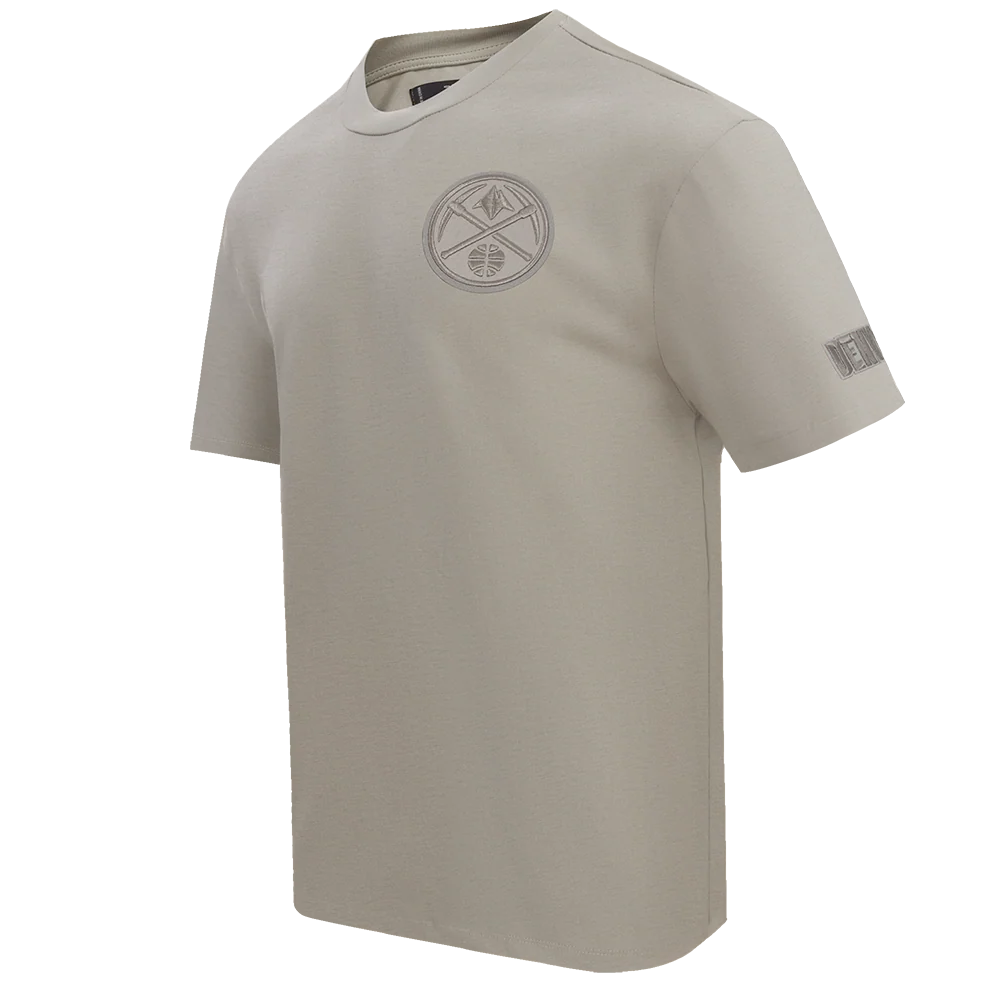 NBA DENVER NUGGETS NEUTRAL MEN'S DROP SHOULDER TEE (TAUPE) - Image 6