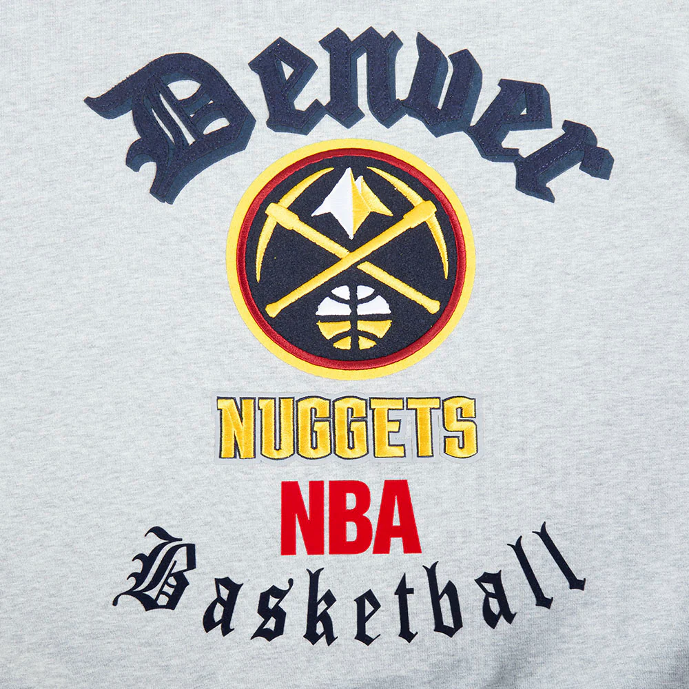 NBA DENVER NUGGETS OLD ENGLISH WOMEN'S FLC CREWNECK (HEATHER GREY) - Image 7