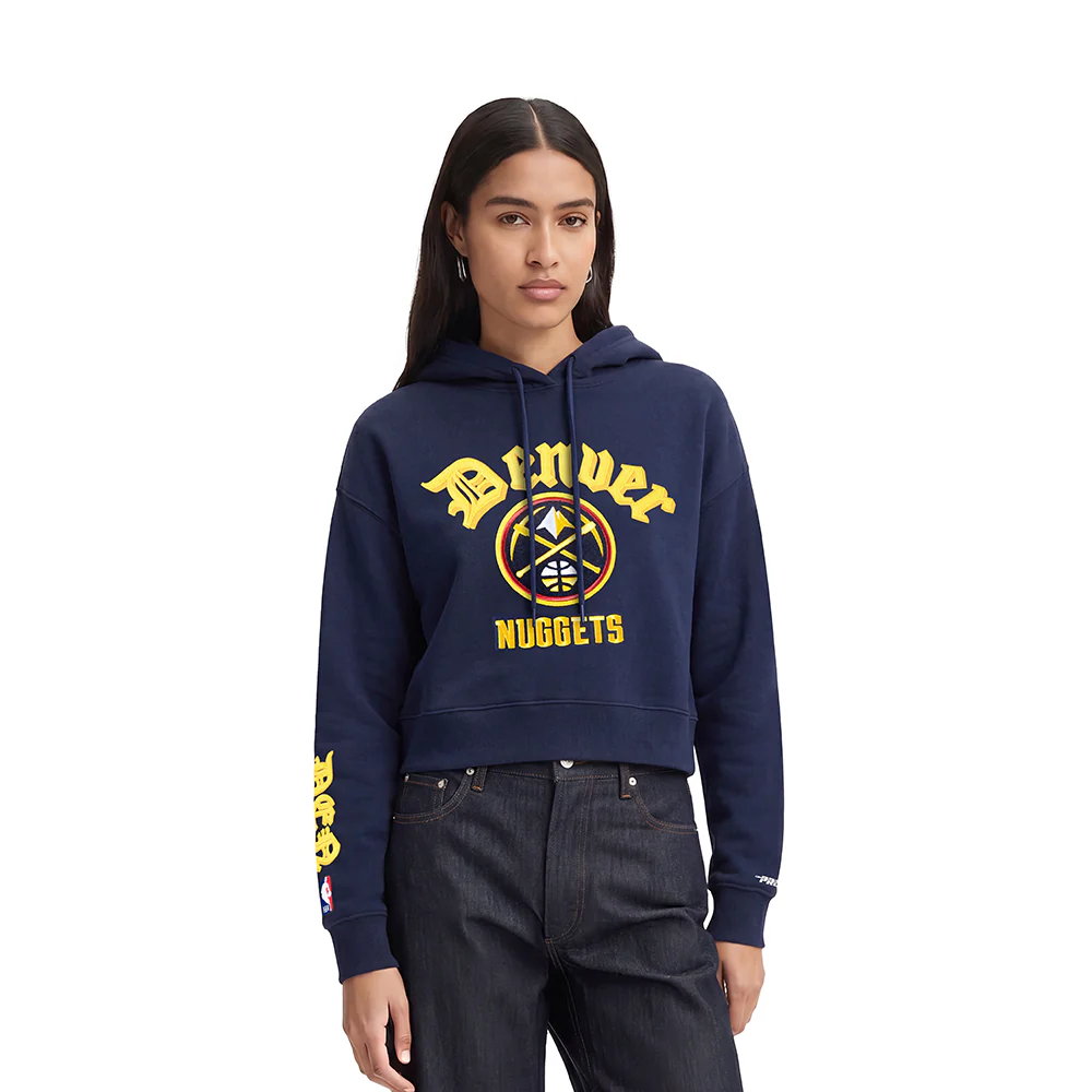 NBA DENVER NUGGETS OLD ENGLISH WOMEN'S FLC CROPPED PO HOODIE (MIDNIGHT NAVY)