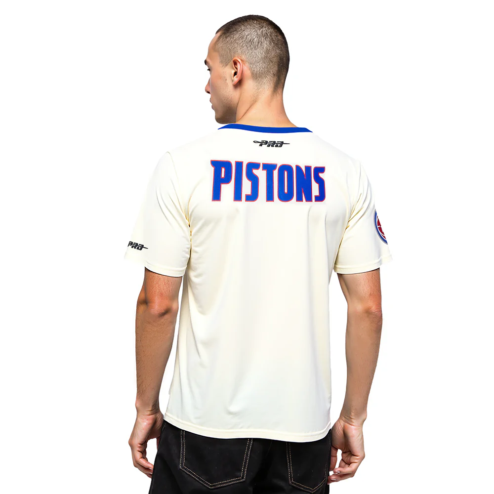 NBA DETROIT PISTONS RETRO CASCADE MEN'S RINGER TEE (EGGSHELL/ROYAL BLUE) - Image 2