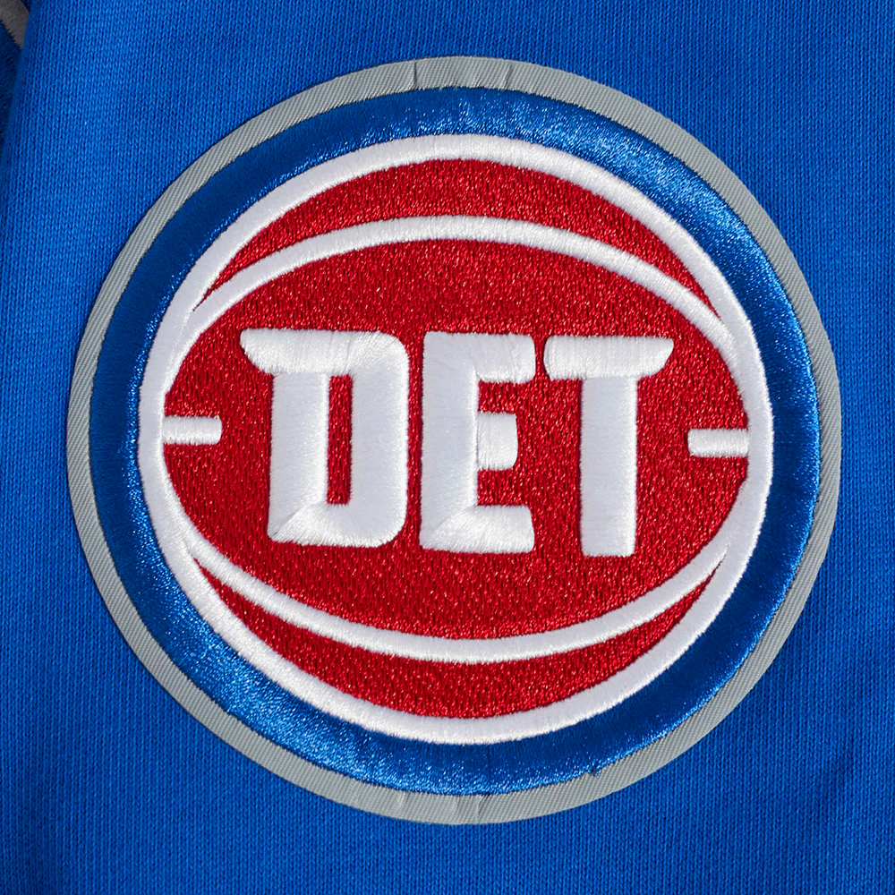 NBA DETROIT PISTONS OLD ENGLISH MEN'S PULLOVER HOODIE (ROYAL BLUE) - Image 9