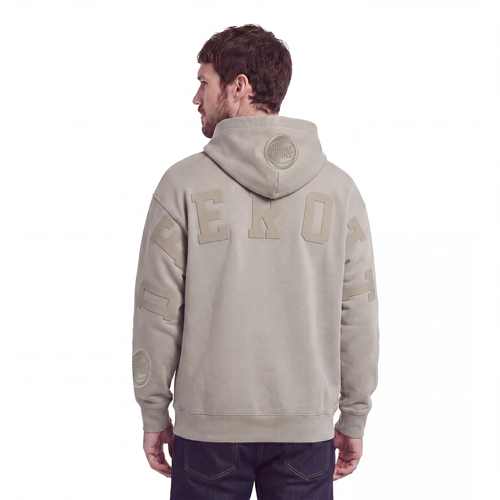 NBA DETROIT PISTONS WINGSPAN MEN'S DROP SHOULDER FLEECE PULLOVER HOODIE (TAUPE)