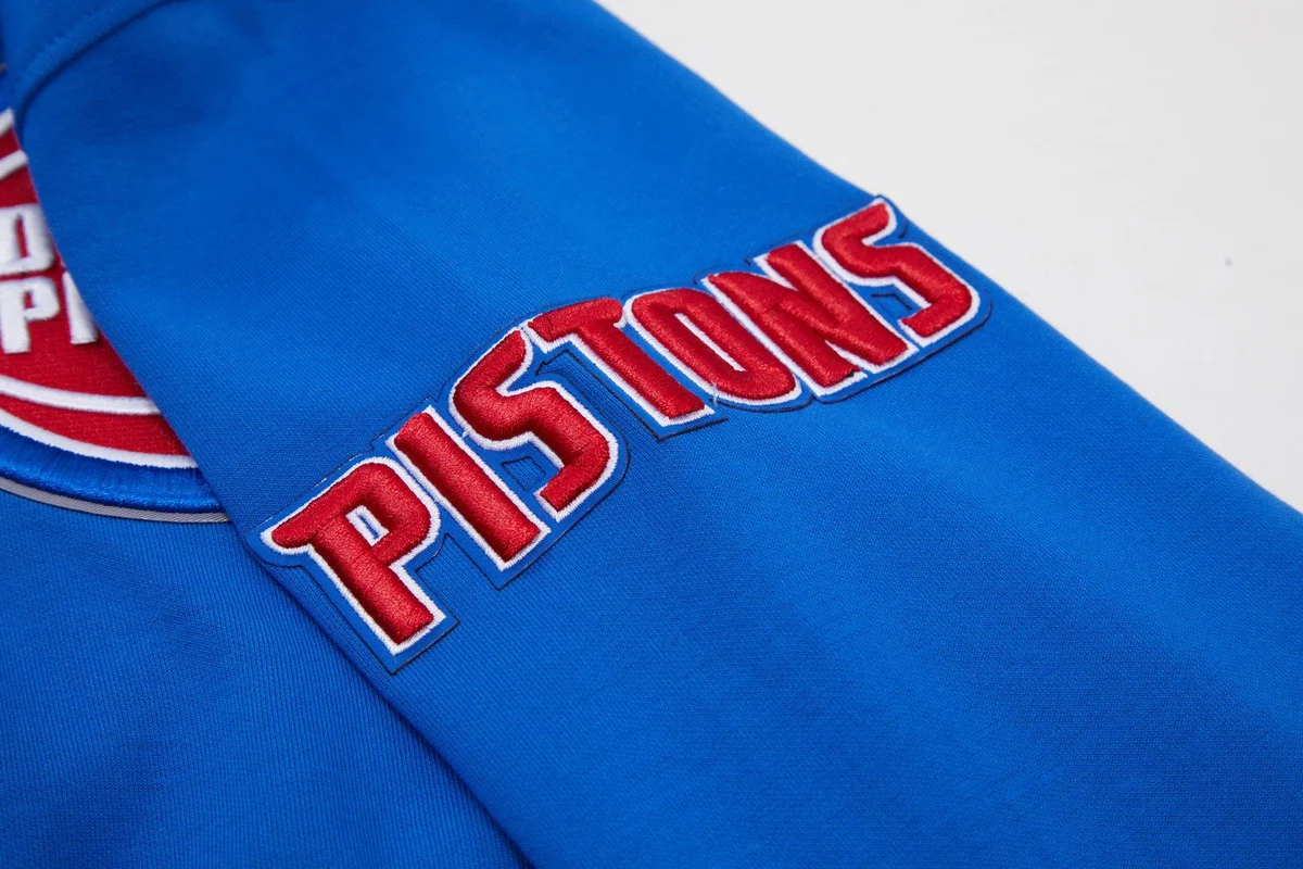 NBA DETROIT PISTONS CLASSIC CHENILLE MEN'S PULLOVER HOODIE (ROYAL BLUE) - Image 7