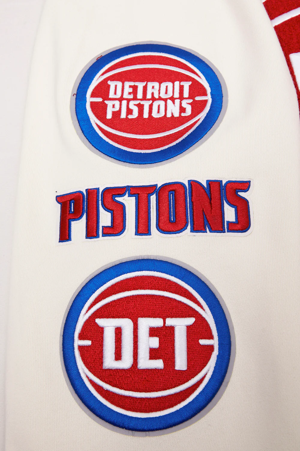 NBA DETROIT PISTONS RETRO CLASSIC MEN'S PULLOVER HOODIE (EGGSHELL/ ROYAL BLUE) - Image 5
