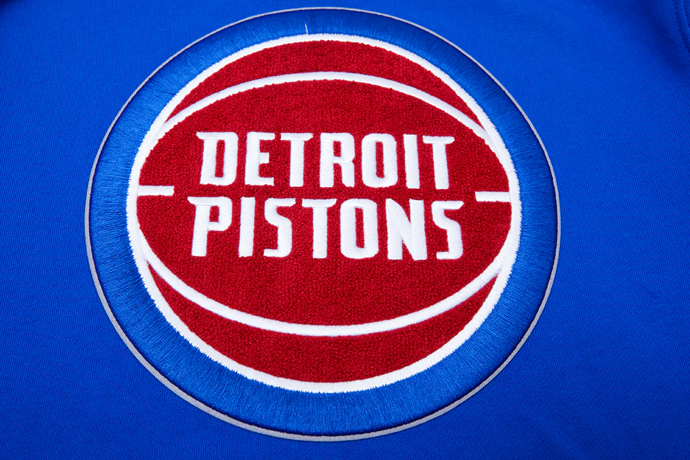 NBA DETROIT PISTONS RETRO CLASSIC MEN'S PULLOVER HOODIE (ROYAL BLUE/RED) - Image 6