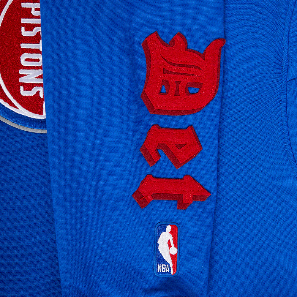 NBA DETROIT PISTONS OLD ENGLISH WOMEN'S FLC CROPPED PO HOODIE (ROYAL BLUE) - Image 7