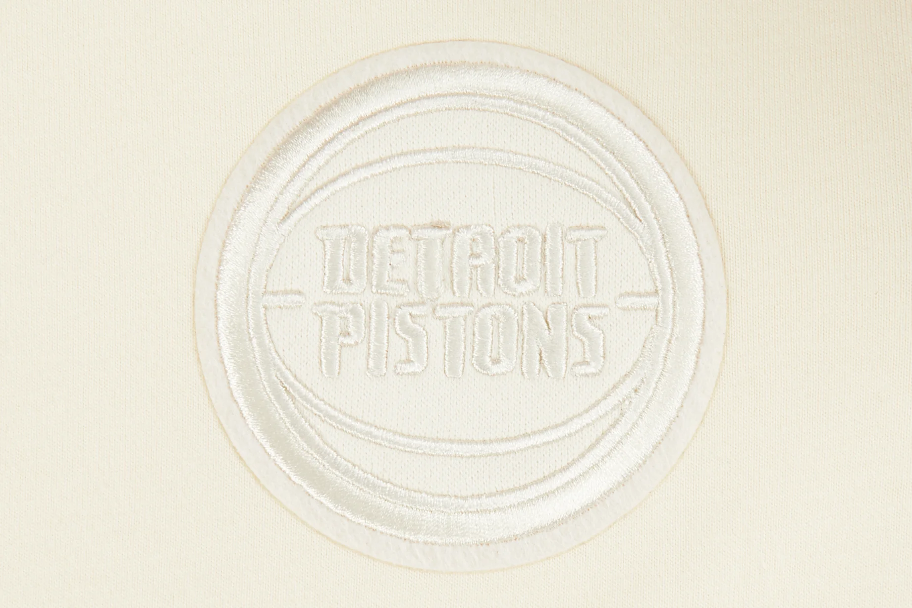 NBA DETROIT PISTONS NEUTRAL LITTLE BOYS SHORT SLEEVE TEE (EGGSHELL) - Image 5