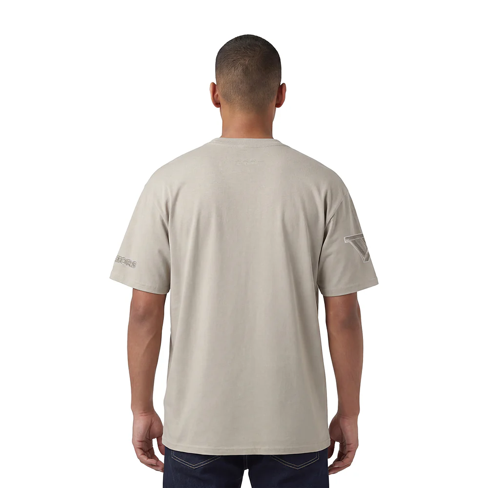 NBA GOLDEN STATE WARRIORS NEUTRAL MEN'S CJ DROP SHOULDER TEE (TAUPE) - Image 2