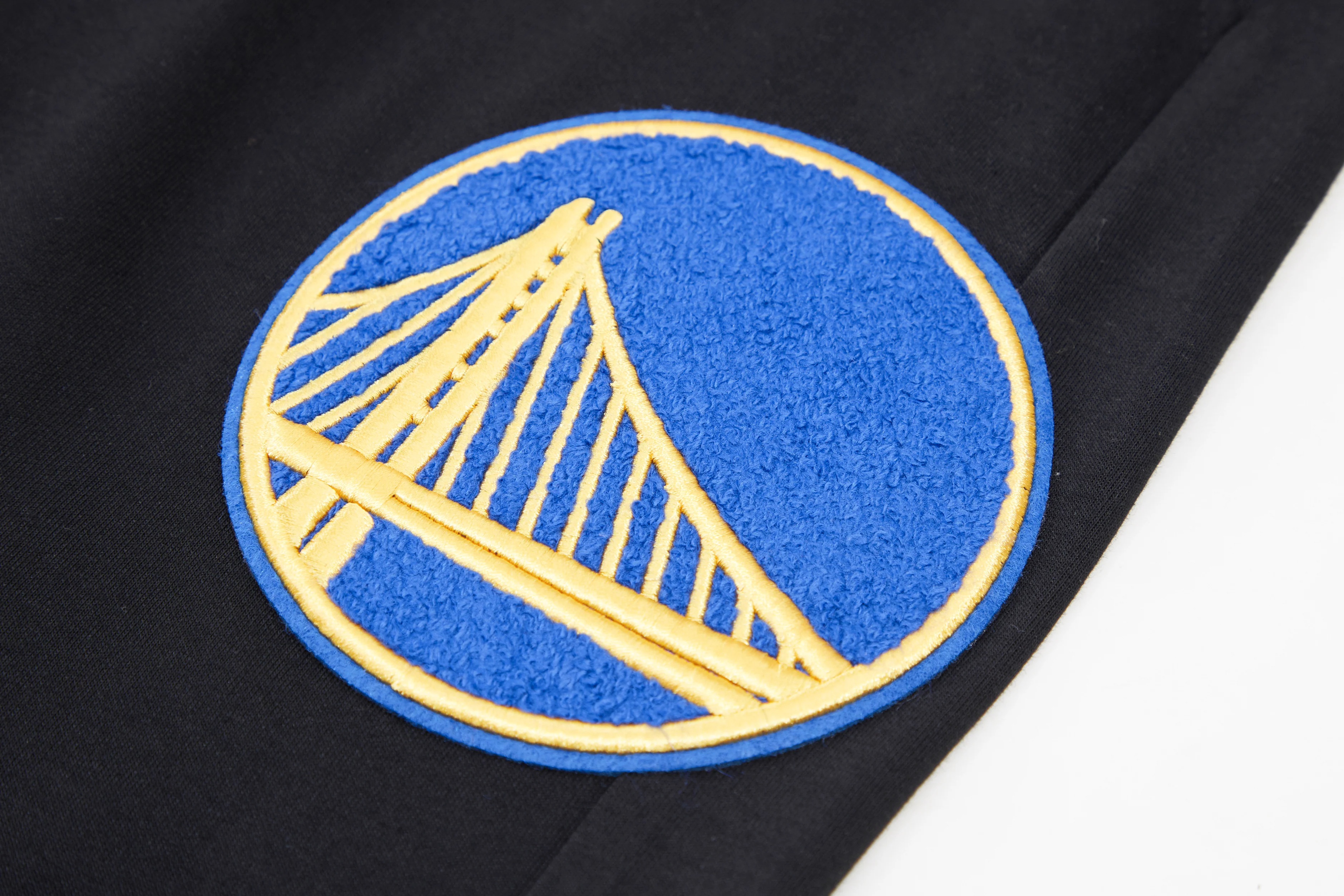 NBA GOLDEN STATE WARRIORS CLASSIC CHENILLE MEN'S JOGGER (BLACK) - Image 8