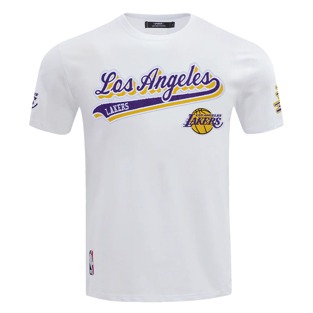NBA LOS ANGELES LAKERS SCRIPT TAIL MEN'S   TEE (WHITE)