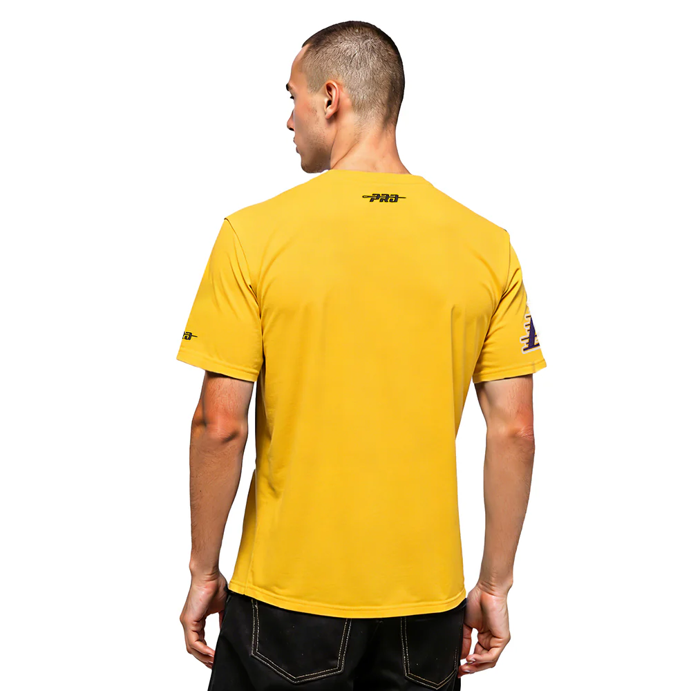 NBA LOS ANGELES LAKERS TEAM BADGE MEN'S SJ TEE (YELLOW) - Image 2