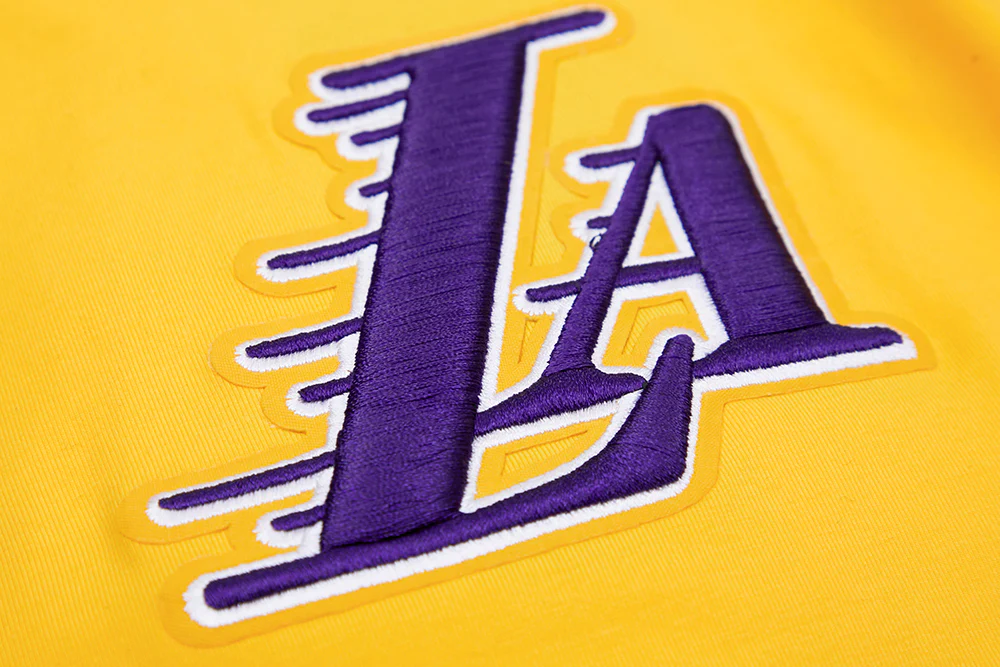 NBA LOS ANGELES LAKERS CLASSIC CHENILLE MEN'S SJ TEE (YELLOW) - Image 8