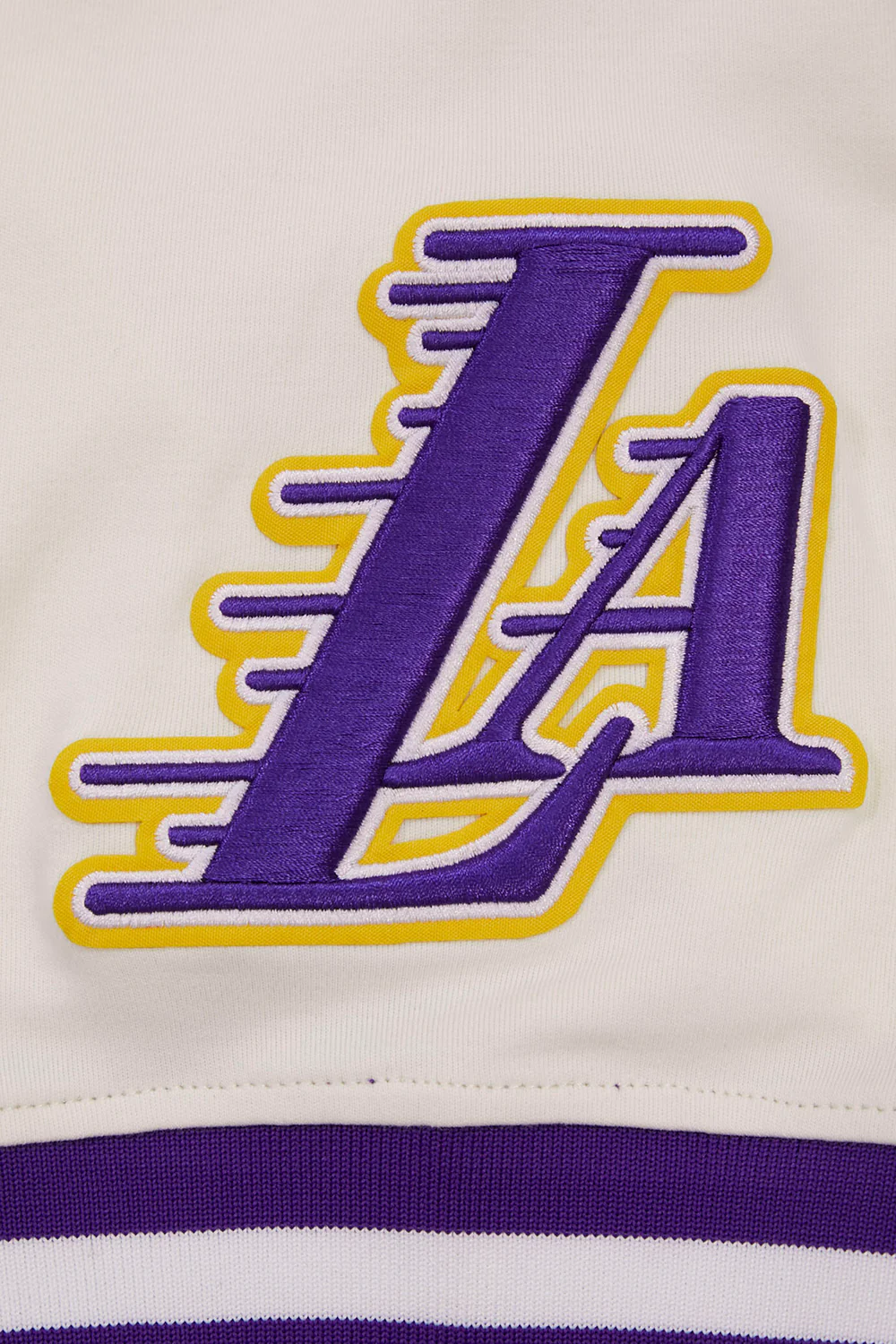 NBA LOS ANGELES LAKERS RETRO CLASSIC MEN'S TEE (EGGSHELL/PURPLE) - Image 7