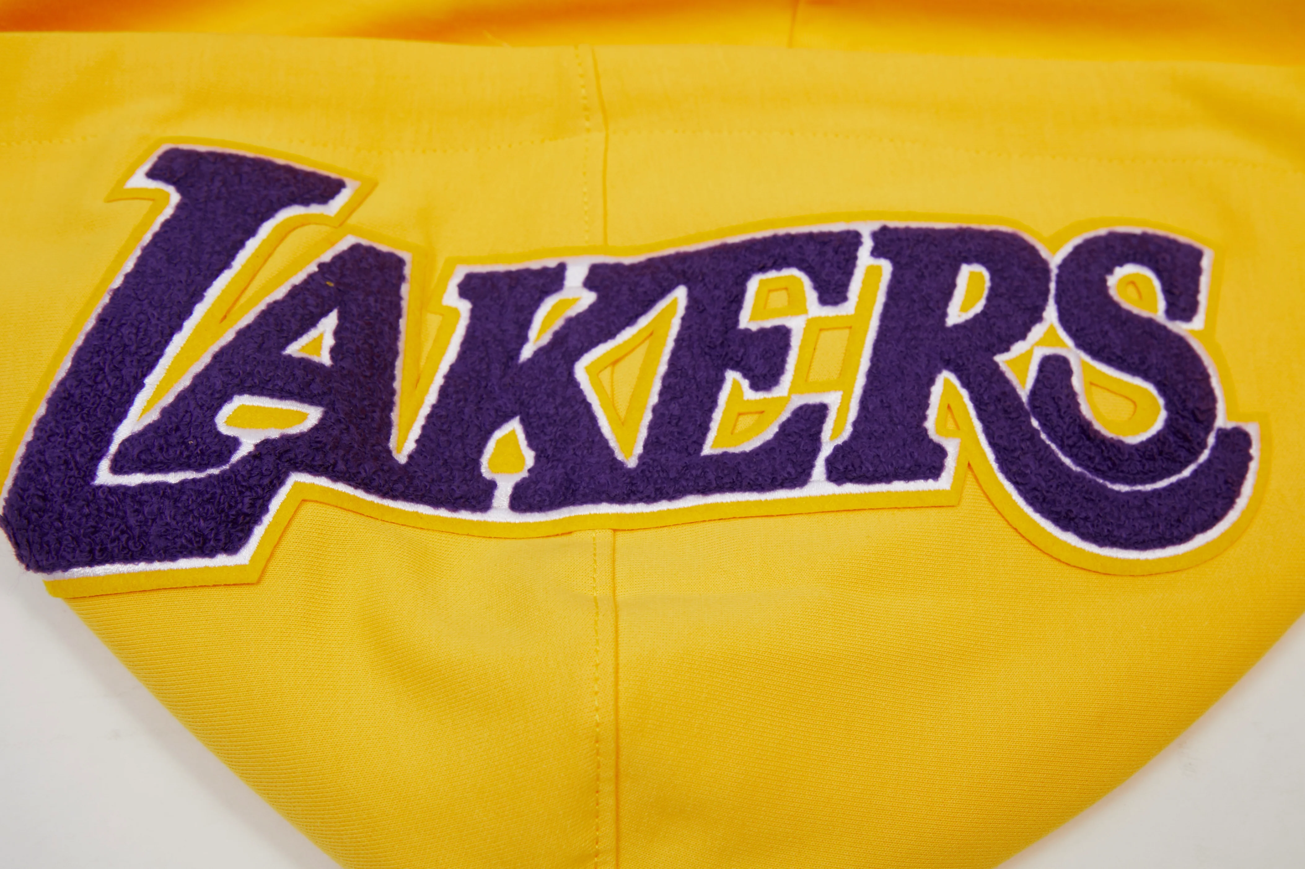 NBA LOS ANGELES LAKERS CLASSIC CHENILLE MEN'S FULL ZIP HOODIE (YELLOW) - Image 7