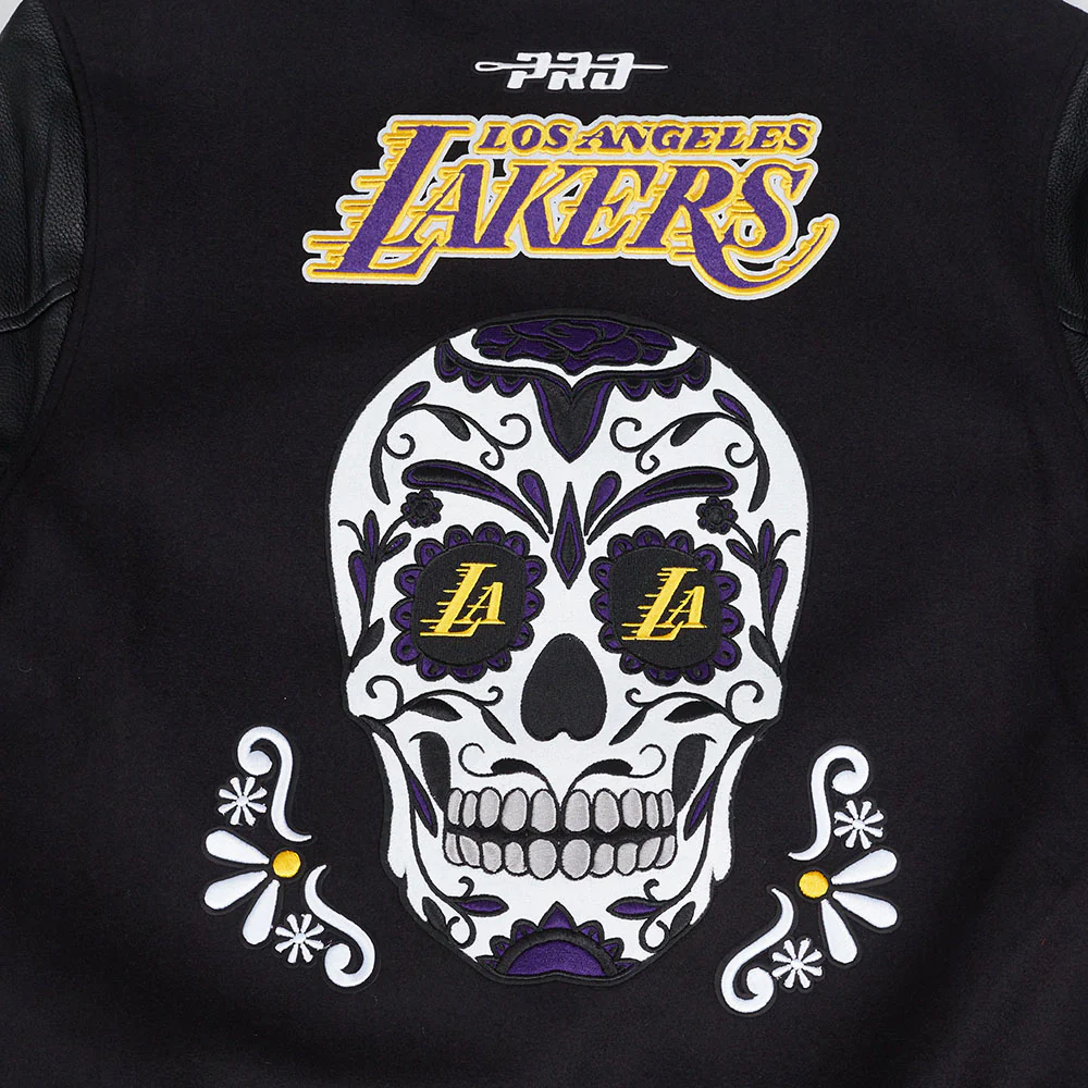 NBA LOS ANGELES LAKERS SUGAR SKULL MEN'S RIB WOOL VARSITY JACKET (BLACK/PURPLE) - Image 9