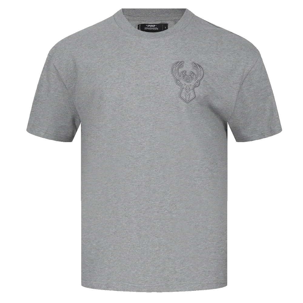 NBA MILWAUKEE BUCKS NEUTRAL MEN'S DROP SHOULDER TEE (DARK HEATHER GRAY)