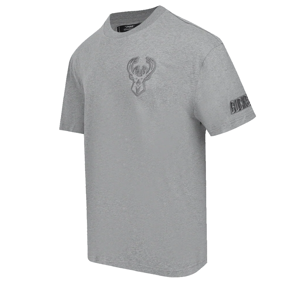 NBA MILWAUKEE BUCKS NEUTRAL MEN'S DROP SHOULDER TEE (DARK HEATHER GRAY) - Image 2