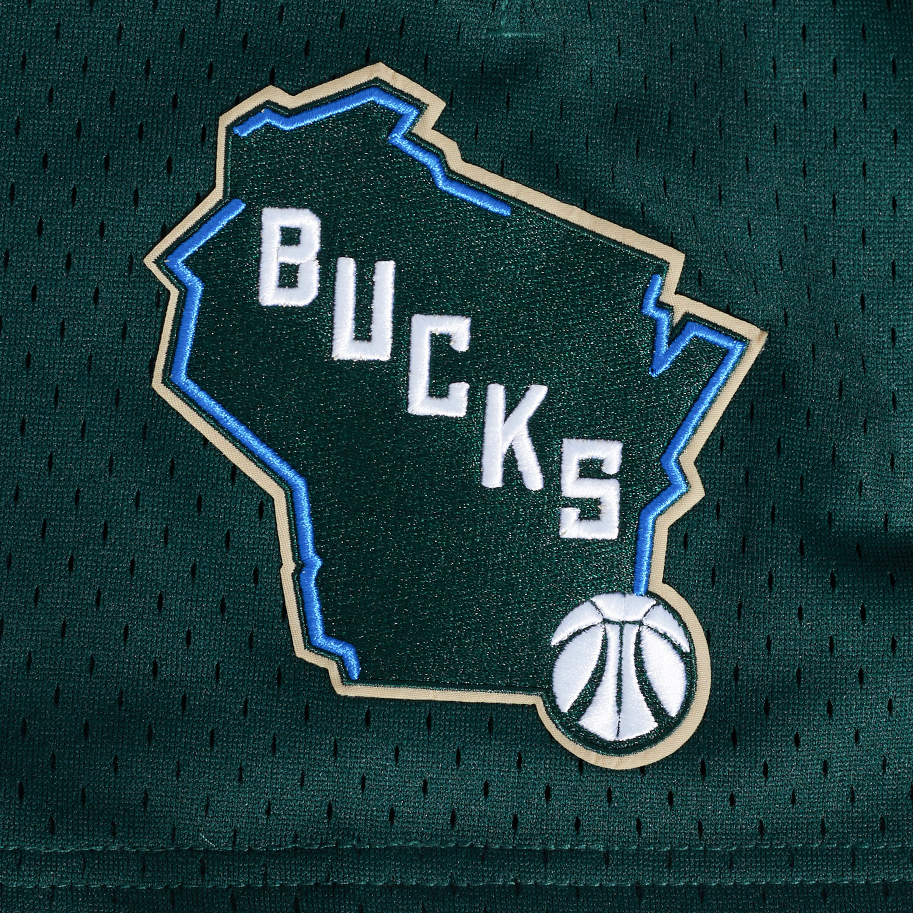 NBA MILWAUKEE BUCKS CLASSIC MESH MEN'S SHORT (FOREST GREEN) - Image 7