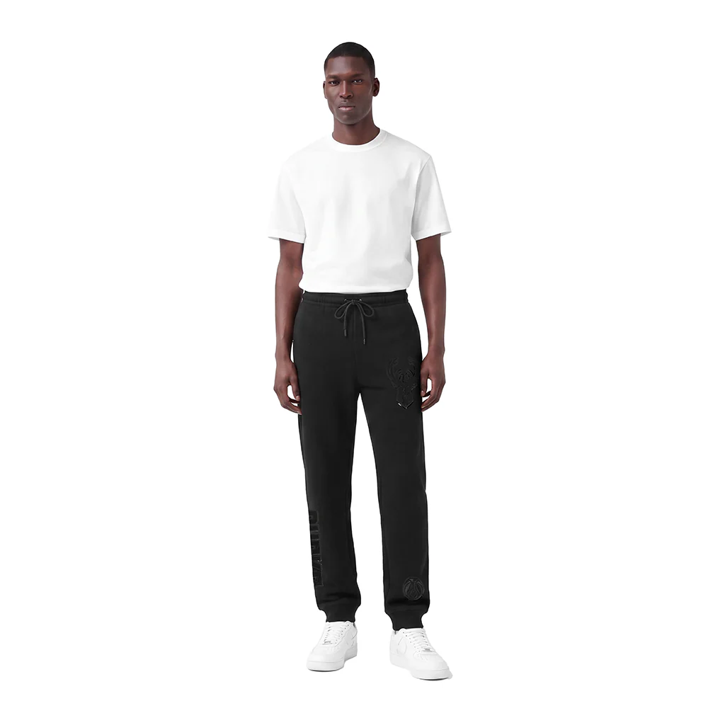 NBA MILWAUKEE BUCKS TRIPLE BLACK LOGO MEN'S JOGGER (BLACK) - Image 3