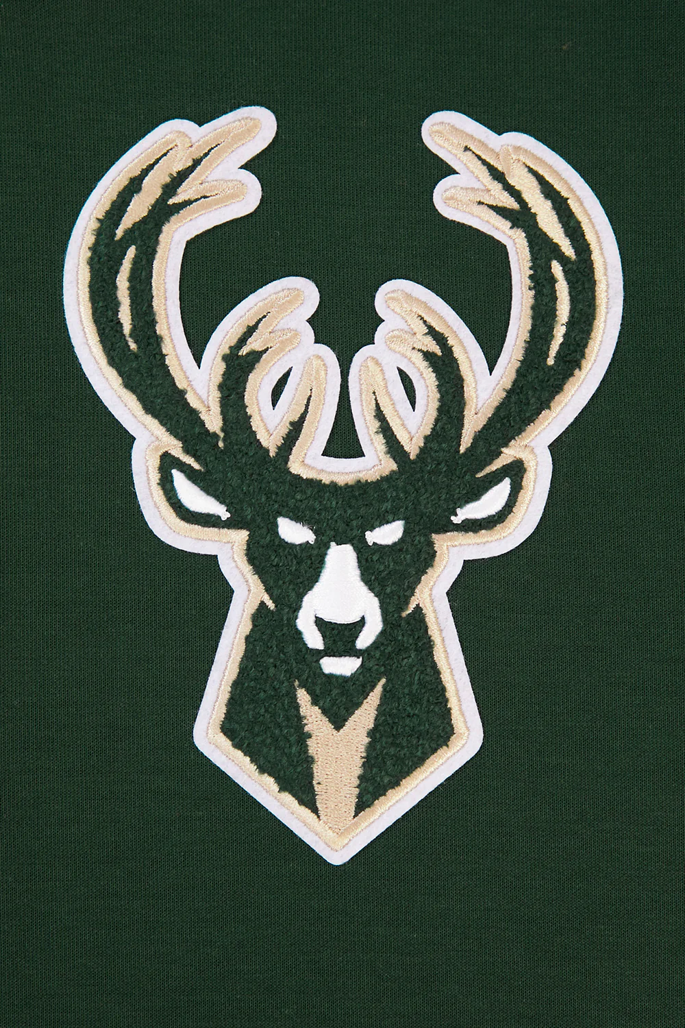 NBA MILWAUKEE BUCKS CLASSIC CHENILLE MEN'S PULLOVER HOODIE (FOREST GREEN) - Image 6