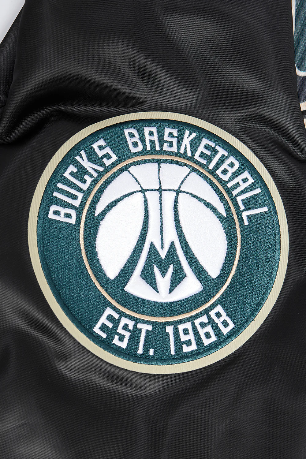NBA MILWAUKEE BUCKS SCRIPT TAIL MEN'S SATIN JACKET (BLACK) - Image 6