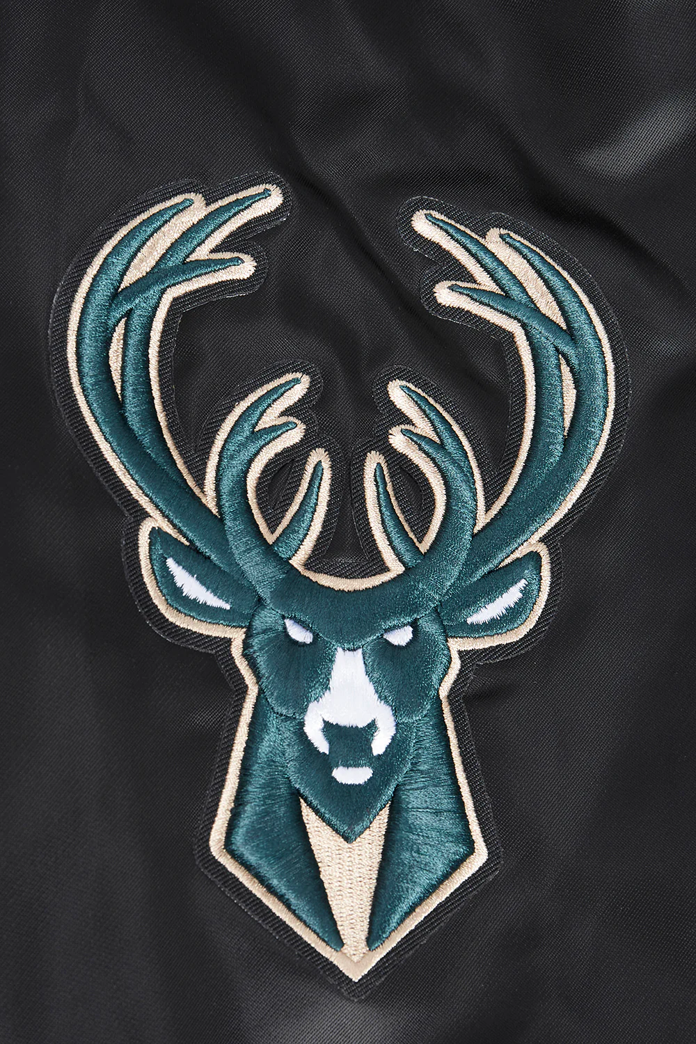 NBA MILWAUKEE BUCKS SCRIPT TAIL MEN'S SATIN JACKET (BLACK) - Image 7