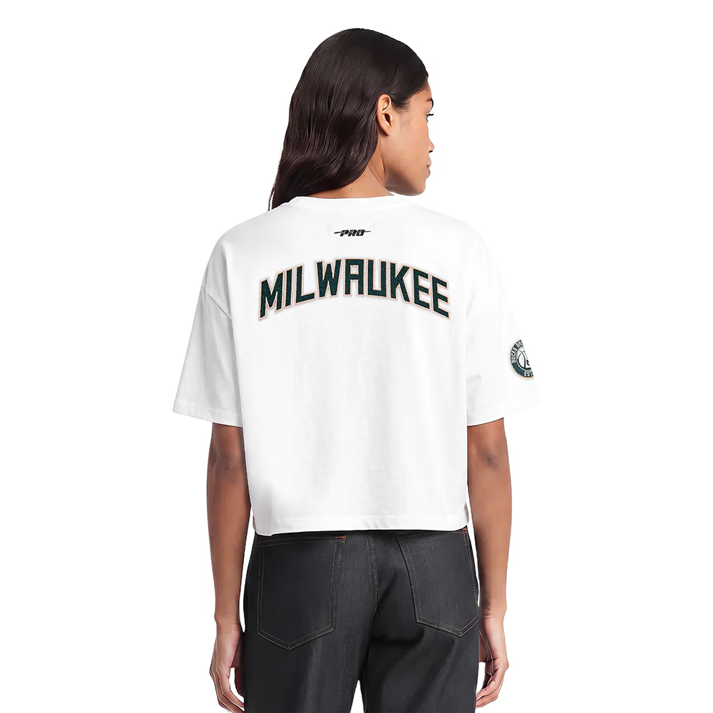 NBA MILWAUKEE BUCKS CLASSIC WOMEN'S BOXY TEE (WHITE) - Image 2