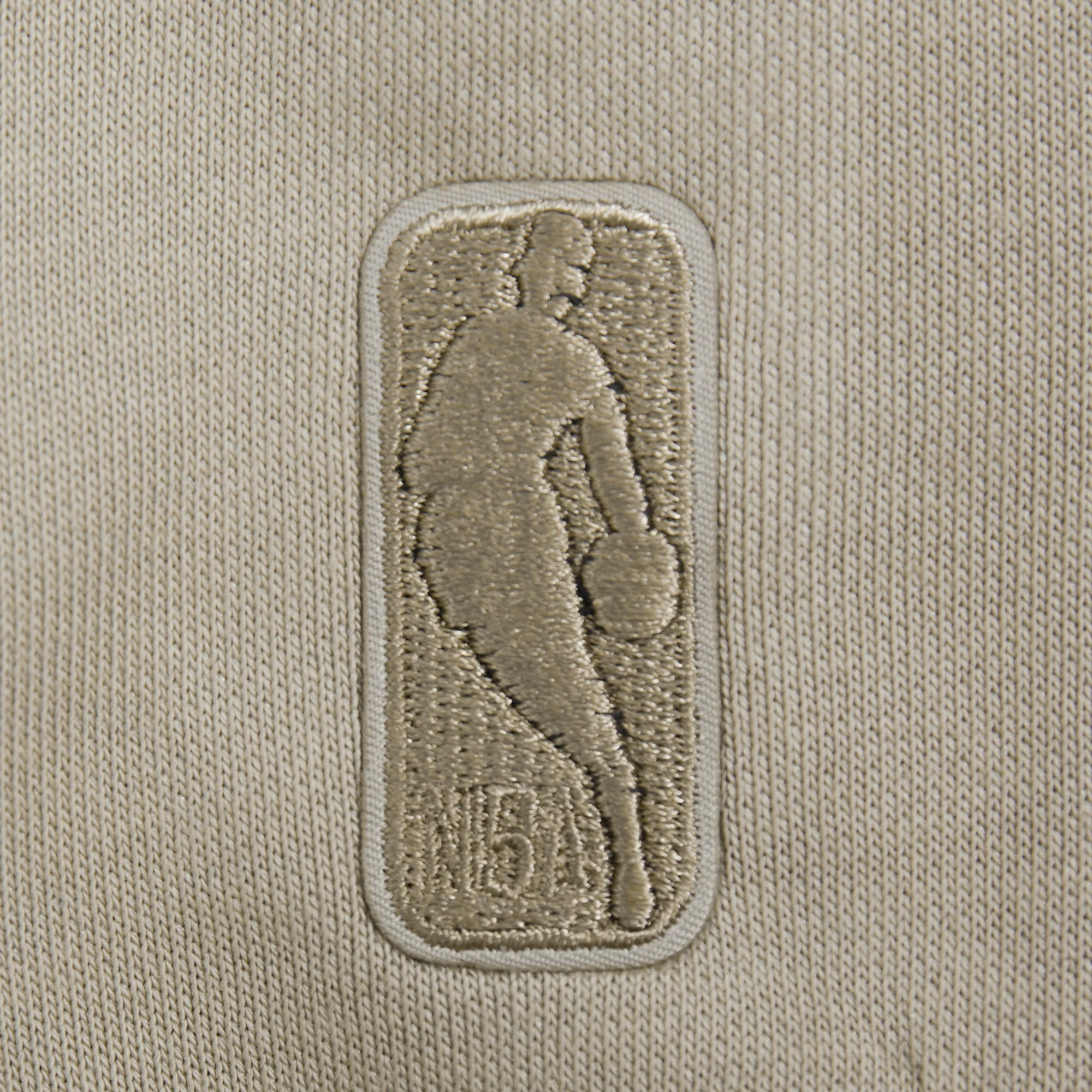 NBA MILWAUKEE BUCKS WINGSPAN WOMEN'S FLEECE CREWNECK (TAUPE) - Image 8