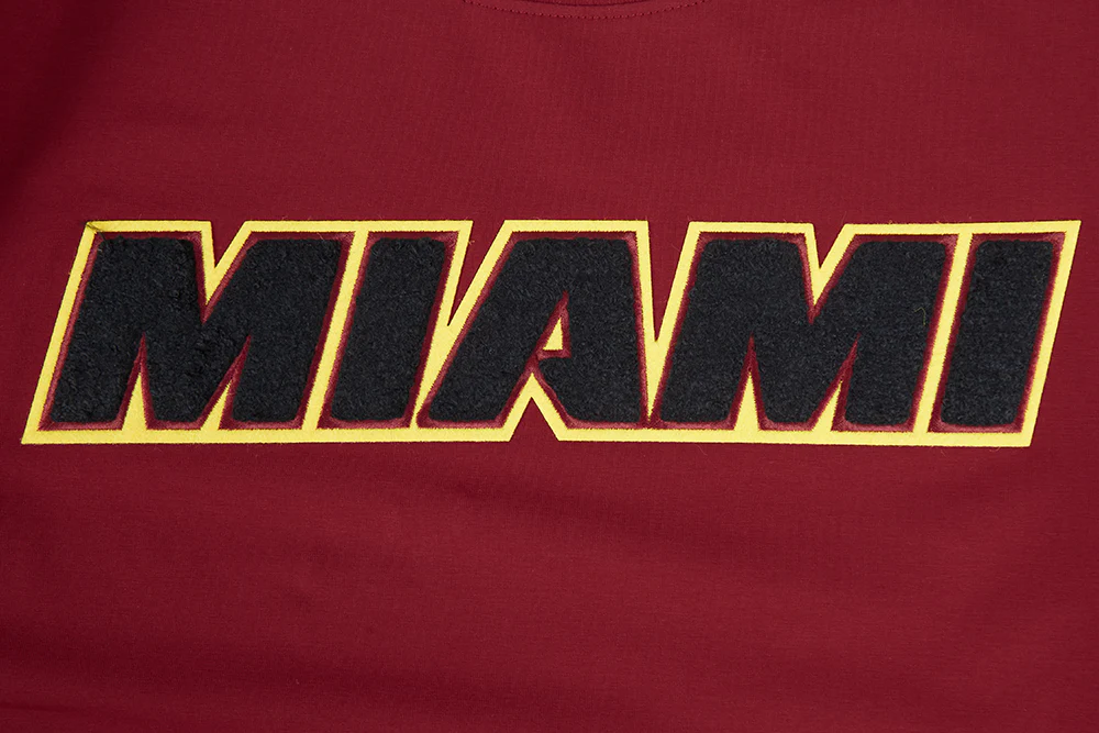 NBA MIAMI HEAT CLASSIC CHENILLE MEN'S TEE (CARDINAL RED) - Image 5