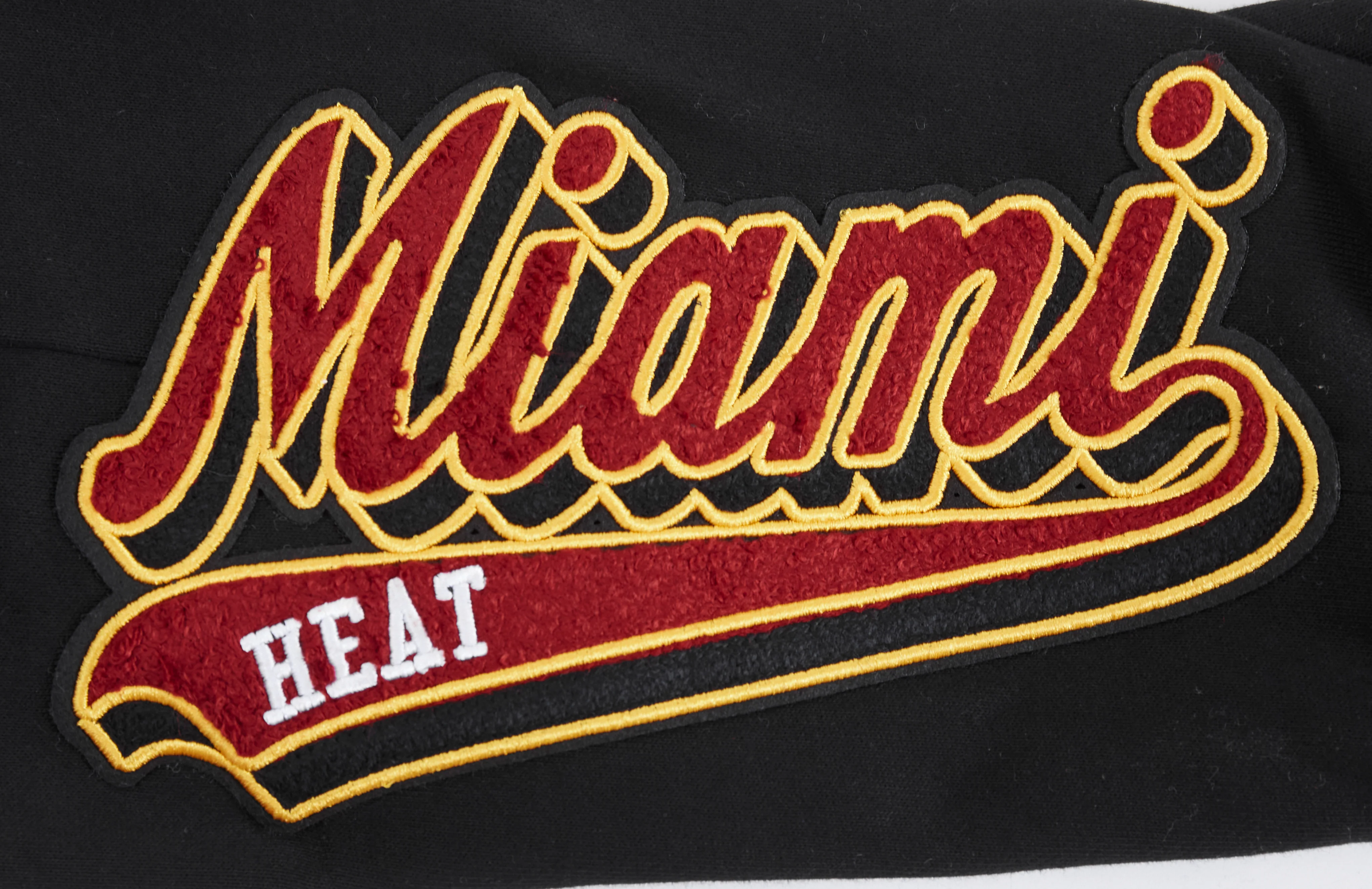 NBA MIAMI HEAT SCRIPT TAIL MEN'S RIB FLEECE SWEATPANT (BLACK) - Image 6
