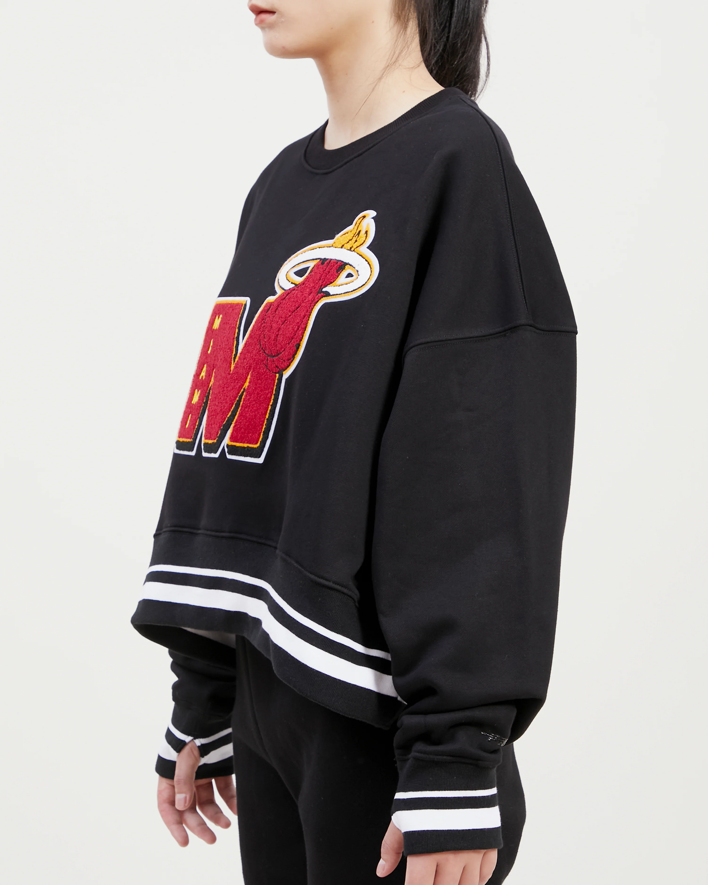 NBA MIAMI HEAT MASHUP WOMEN'S RIB CREWNECK (BLACK) - Image 10