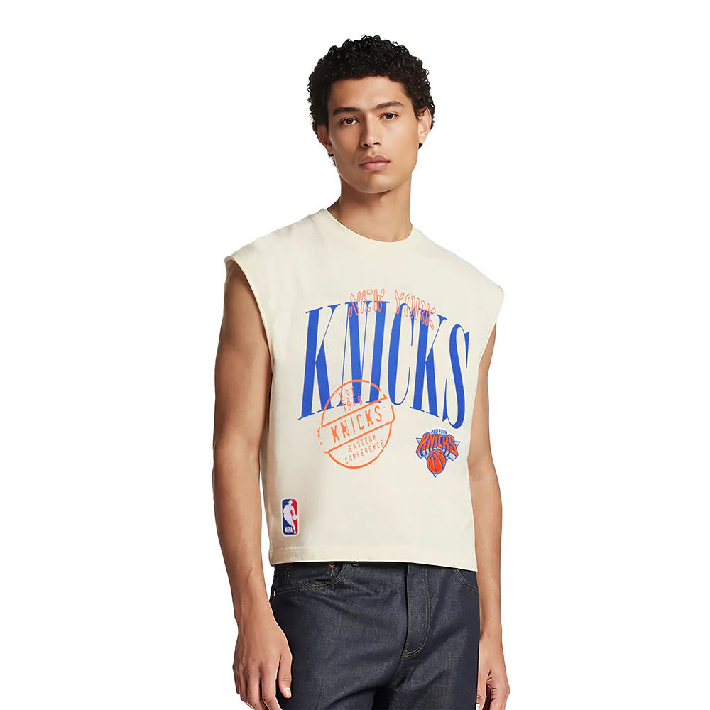 NBA NEW YORK KNICKS  STAMPED MEN'S S/S TEE (EGGSHELL)