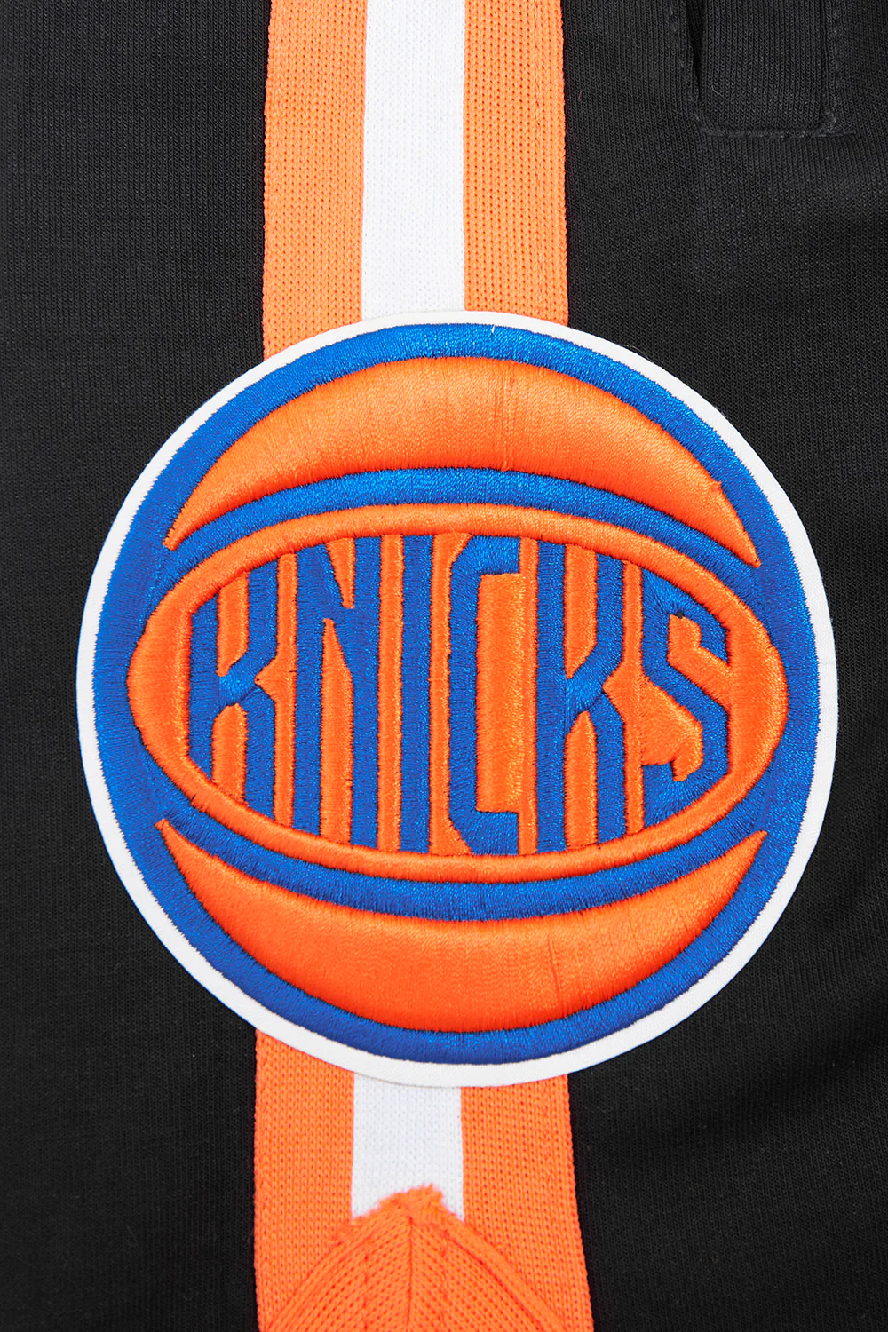 NBA NEW YORK KNICKS CLASSIC CHENILLE MEN'S SHORT (BLACK) - Image 9