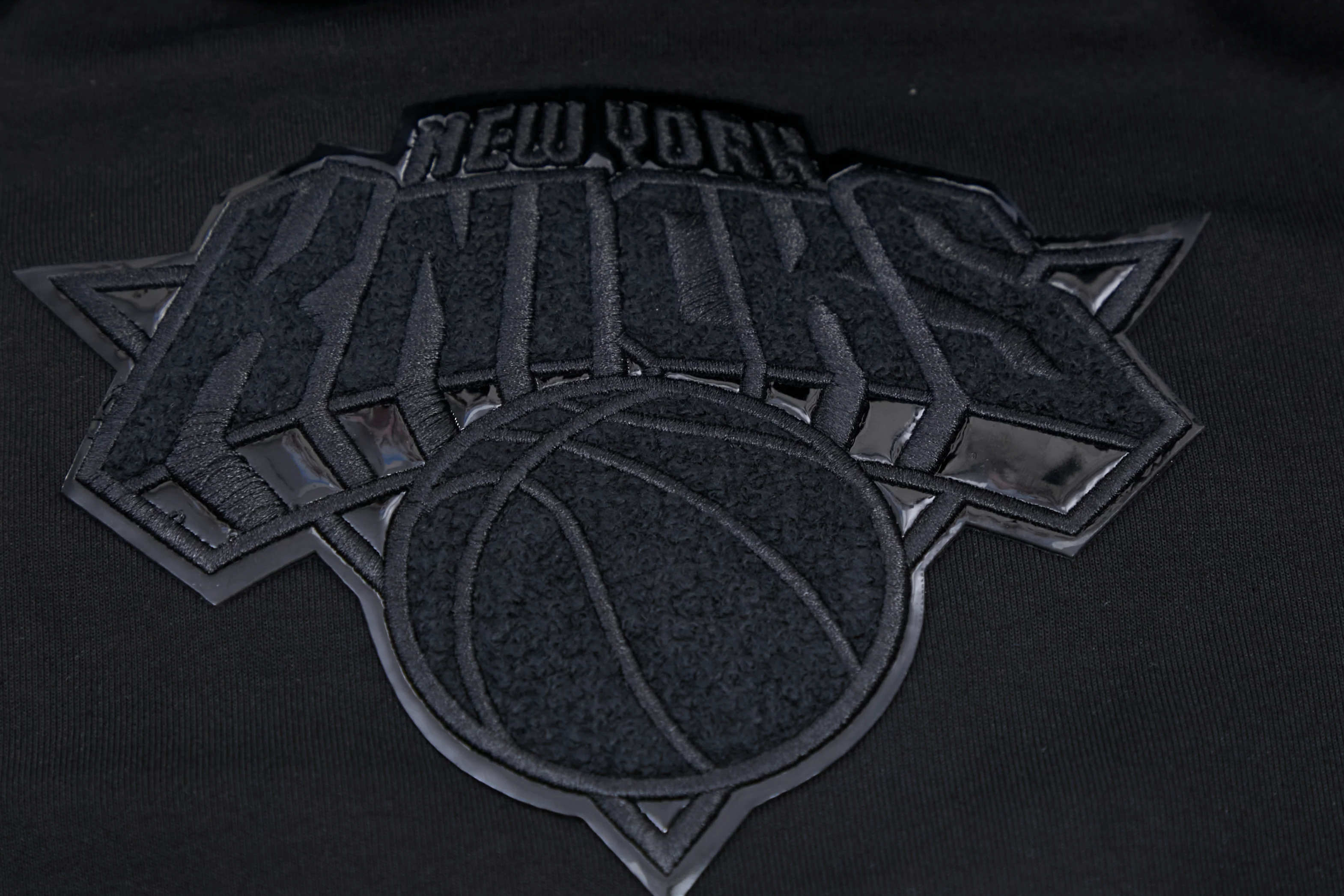 NBA NEW YORK KNICKS TRIPLE BLACK PRO TEAM MEN'S SHORT (BLACK) - Image 10