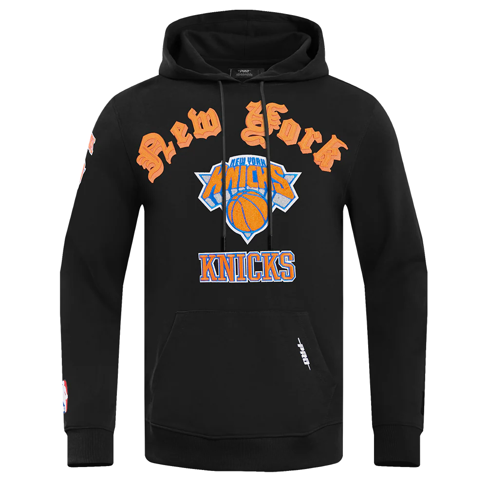 NBA NEW YORK KNICKS OLD ENGLISH MEN'S PULLOVER HOODIE (BLACK) - Image 3