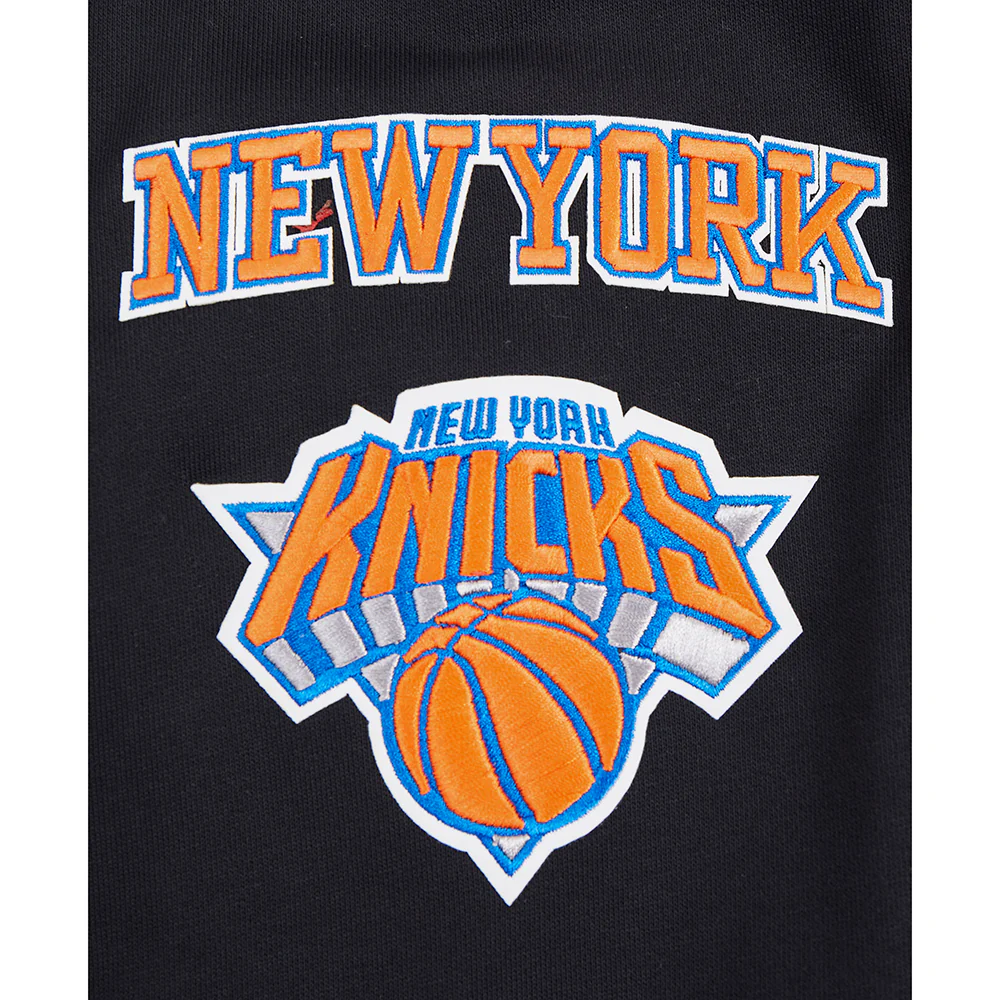 NBA NEW YORK KNICKS OLD ENGLISH MEN'S PULLOVER HOODIE (BLACK) - Image 8