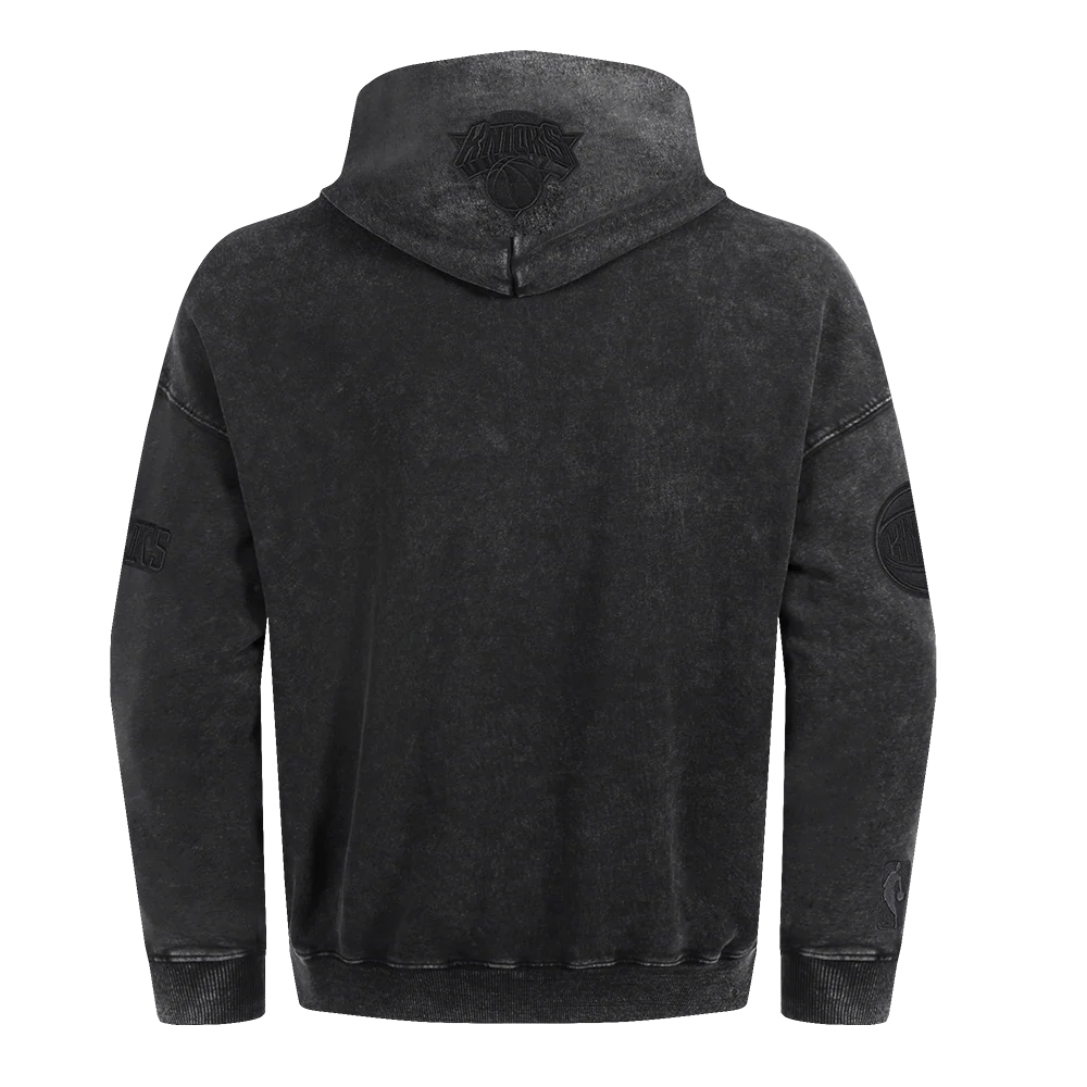 NBA NEW YORK KNICKS WASHED CLASSIC MEN'S ENZYME WASH DROP SHOULDER FLC PO HOODIE (WASHED BLACK) - Image 3